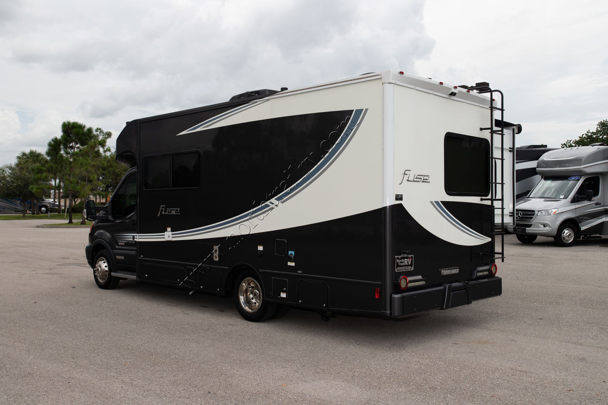 Used 2018 Winnebago Fuse 23T Class C  For Sale