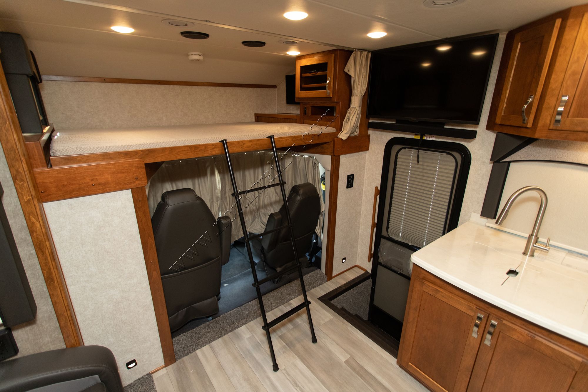 New 2022 Renegade Rv Valencia 38BB Super C  For Sale