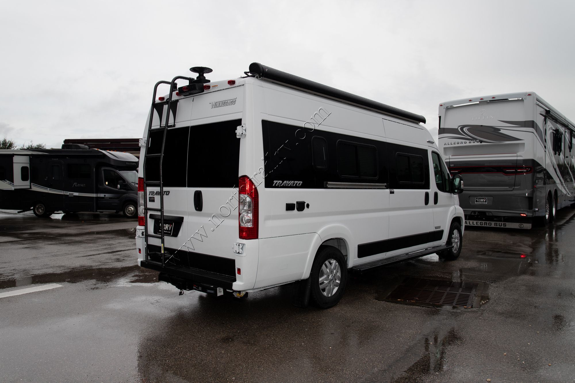 New 2022 Winnebago Travato 259K Class B  For Sale