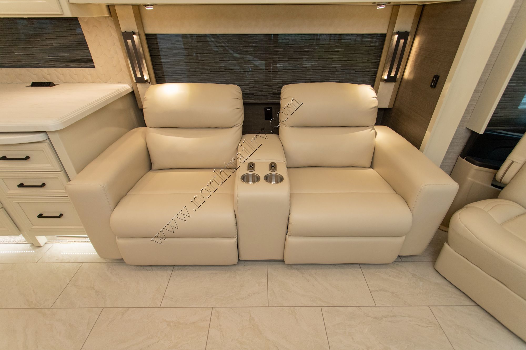 New 2022 Tiffin Motor Homes Allegro Bus 45OPP Class A  For Sale