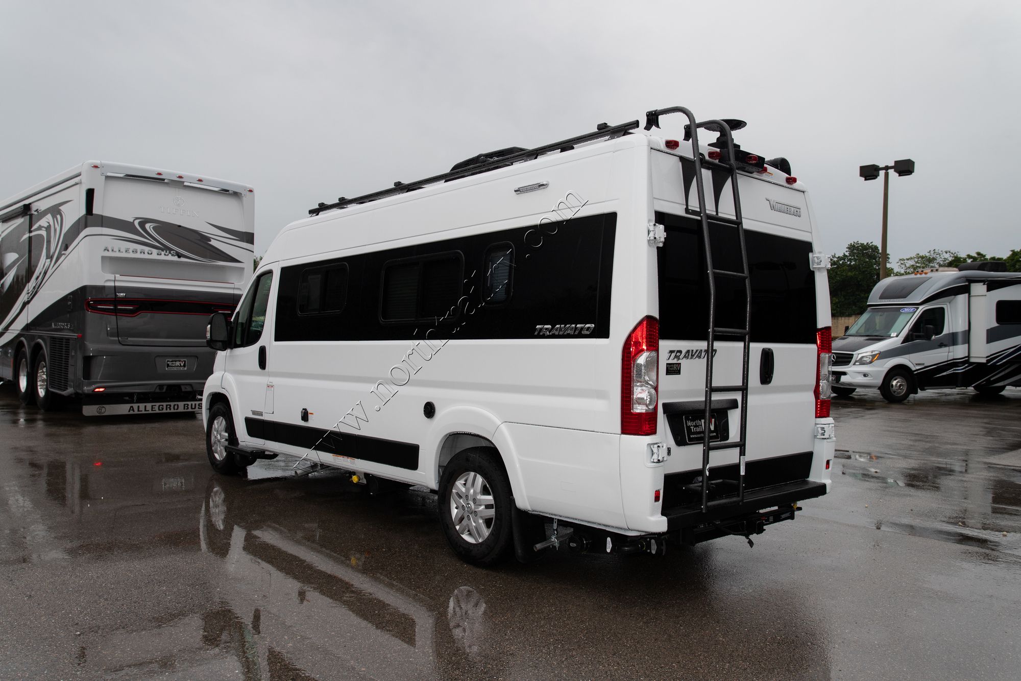 New 2022 Winnebago Travato 259K Class B  For Sale