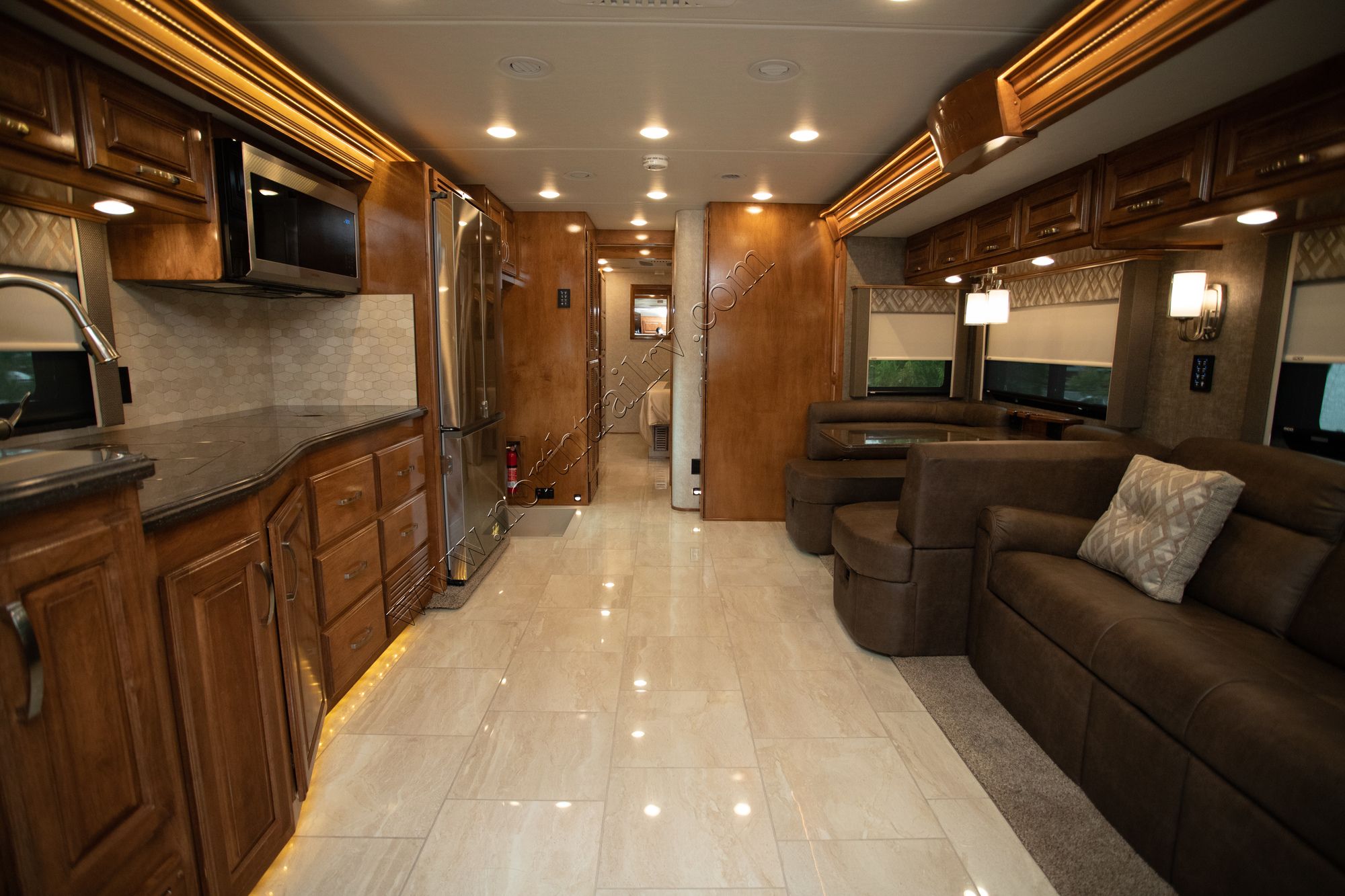 New 2022 Renegade Rv Verona Le 38LDG Super C  For Sale