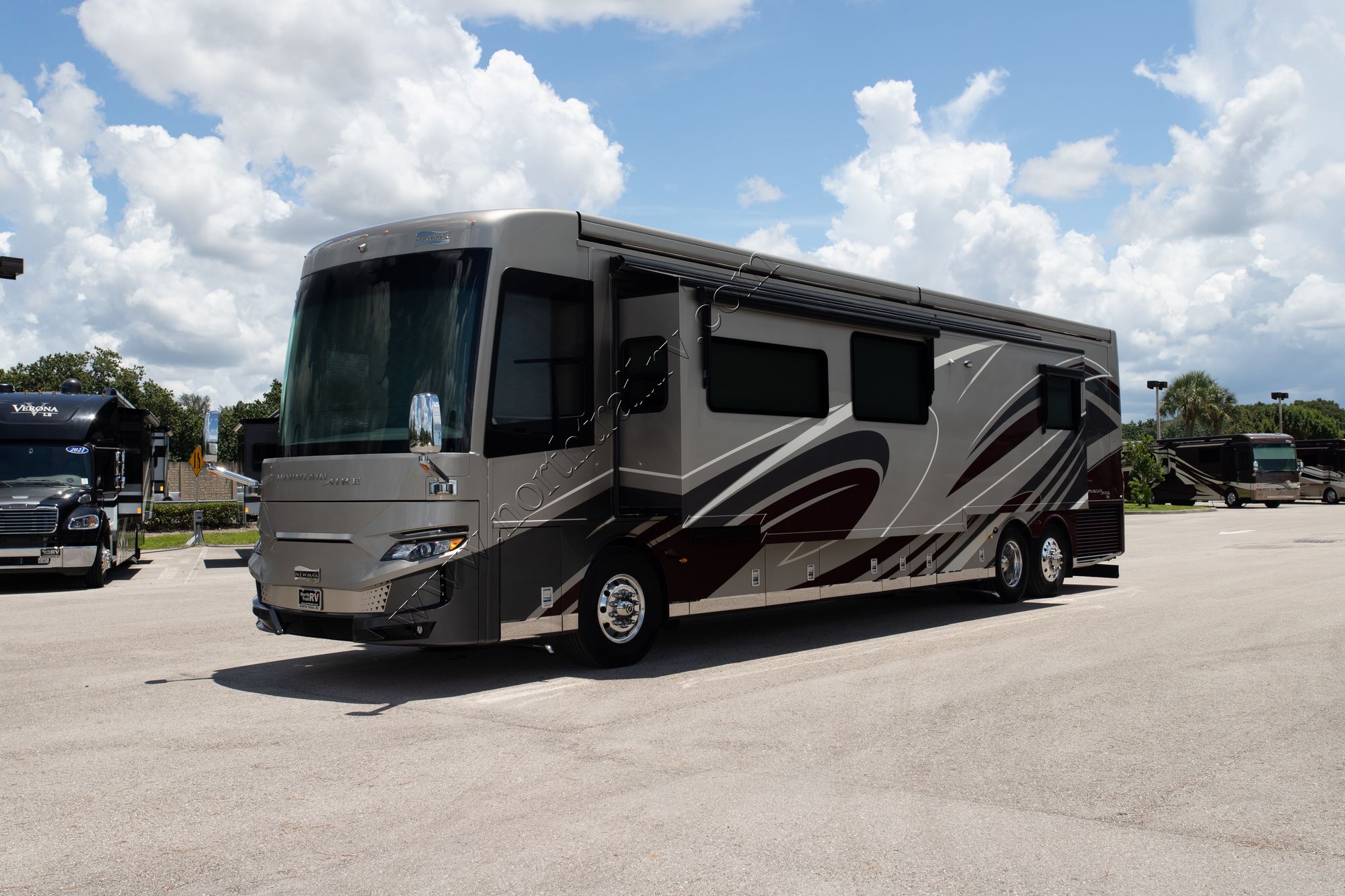 Used 2020 Newmar Mountain Aire 4551 Class A  For Sale