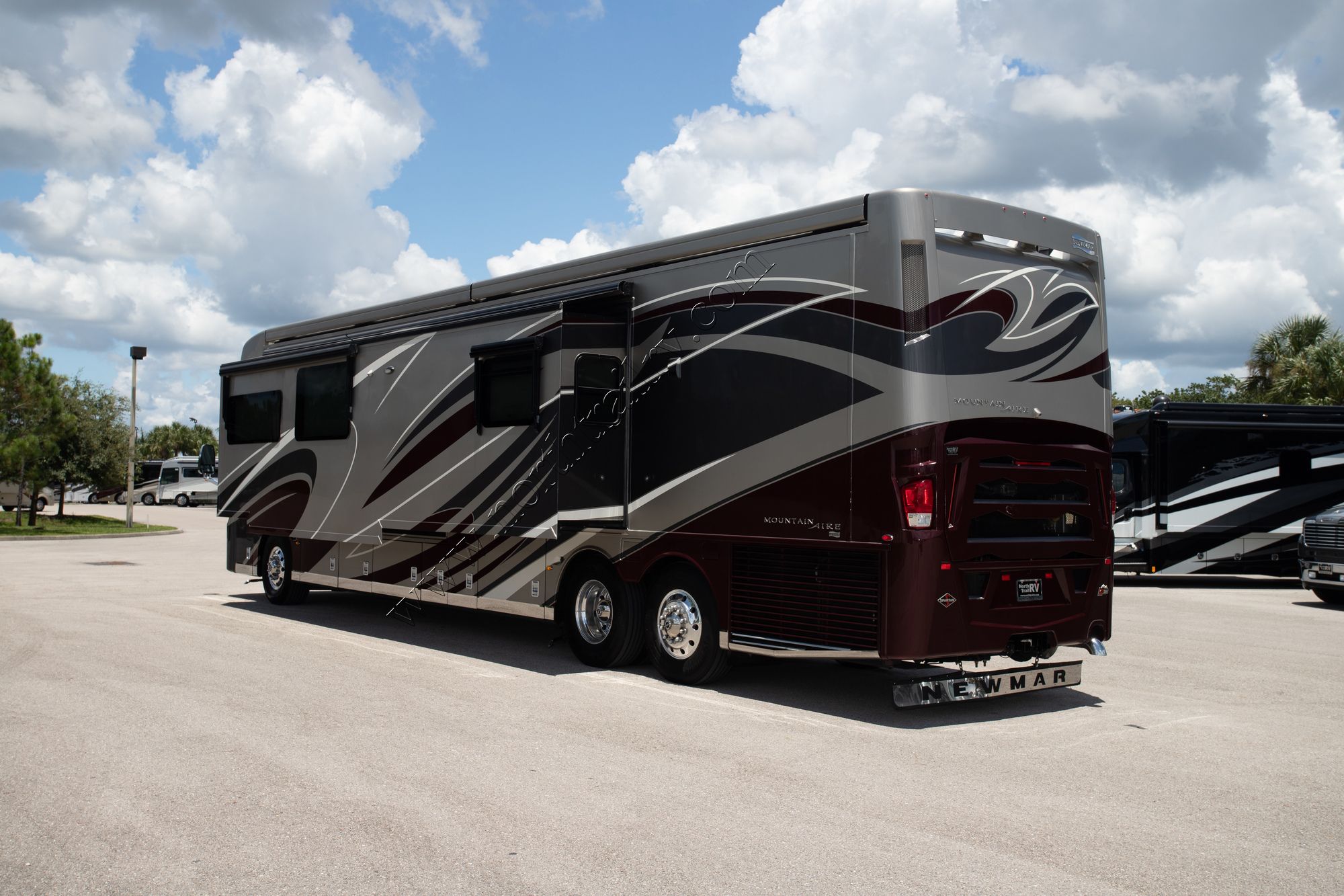 Used 2020 Newmar Mountain Aire 4551 Class A  For Sale