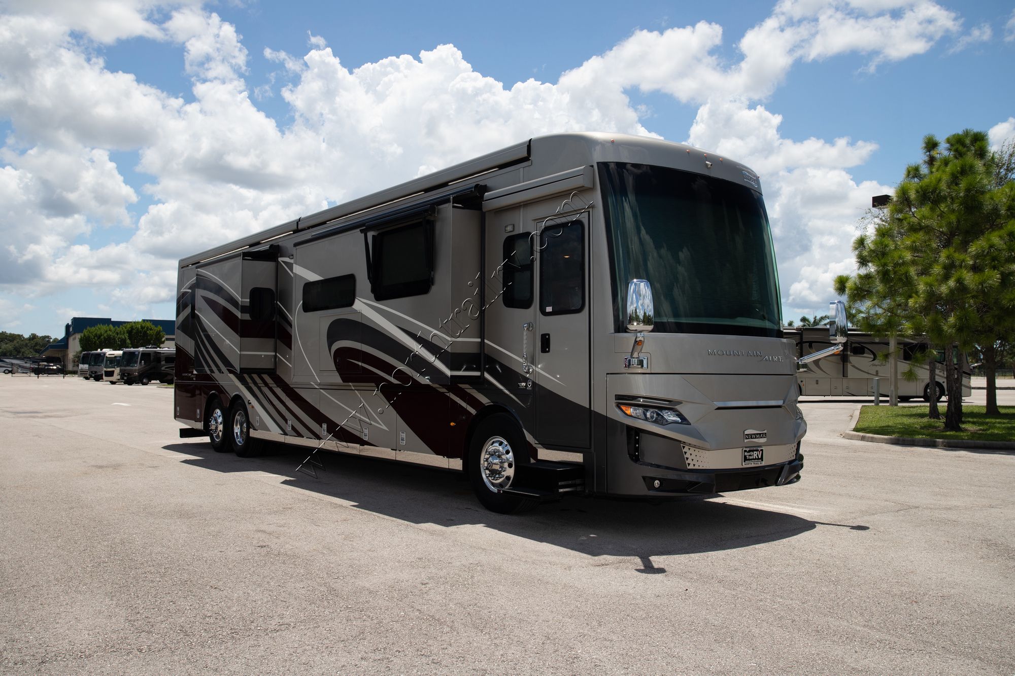 Used 2020 Newmar Mountain Aire 4551 Class A  For Sale