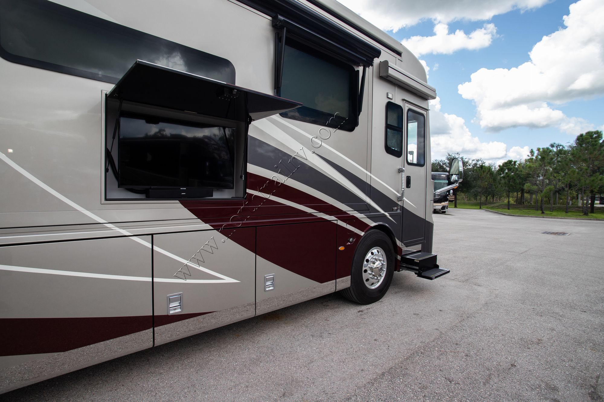 Used 2020 Newmar Mountain Aire 4551 Class A  For Sale