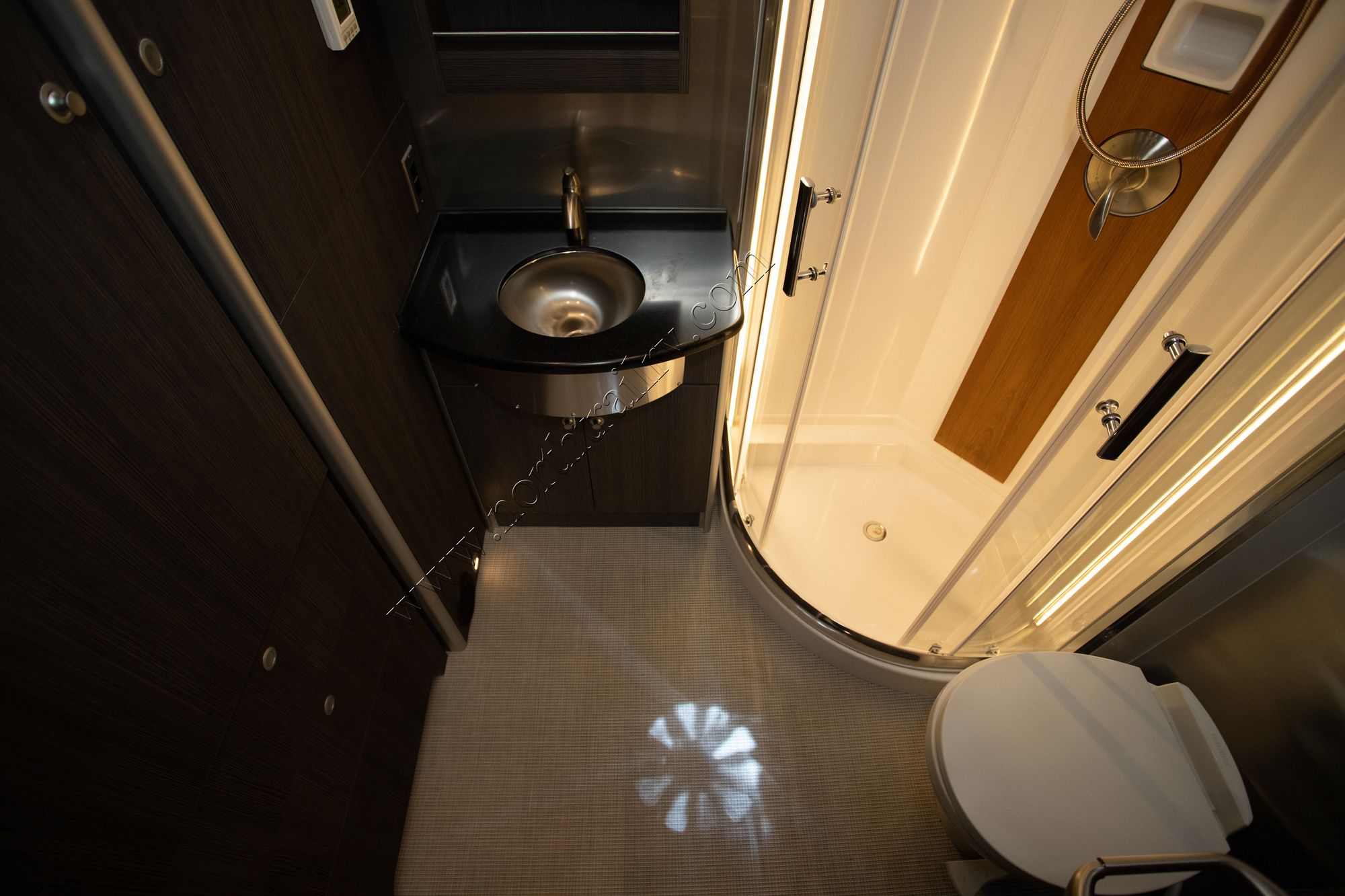 Used 2021 Airstream Atlas MB Class C  For Sale