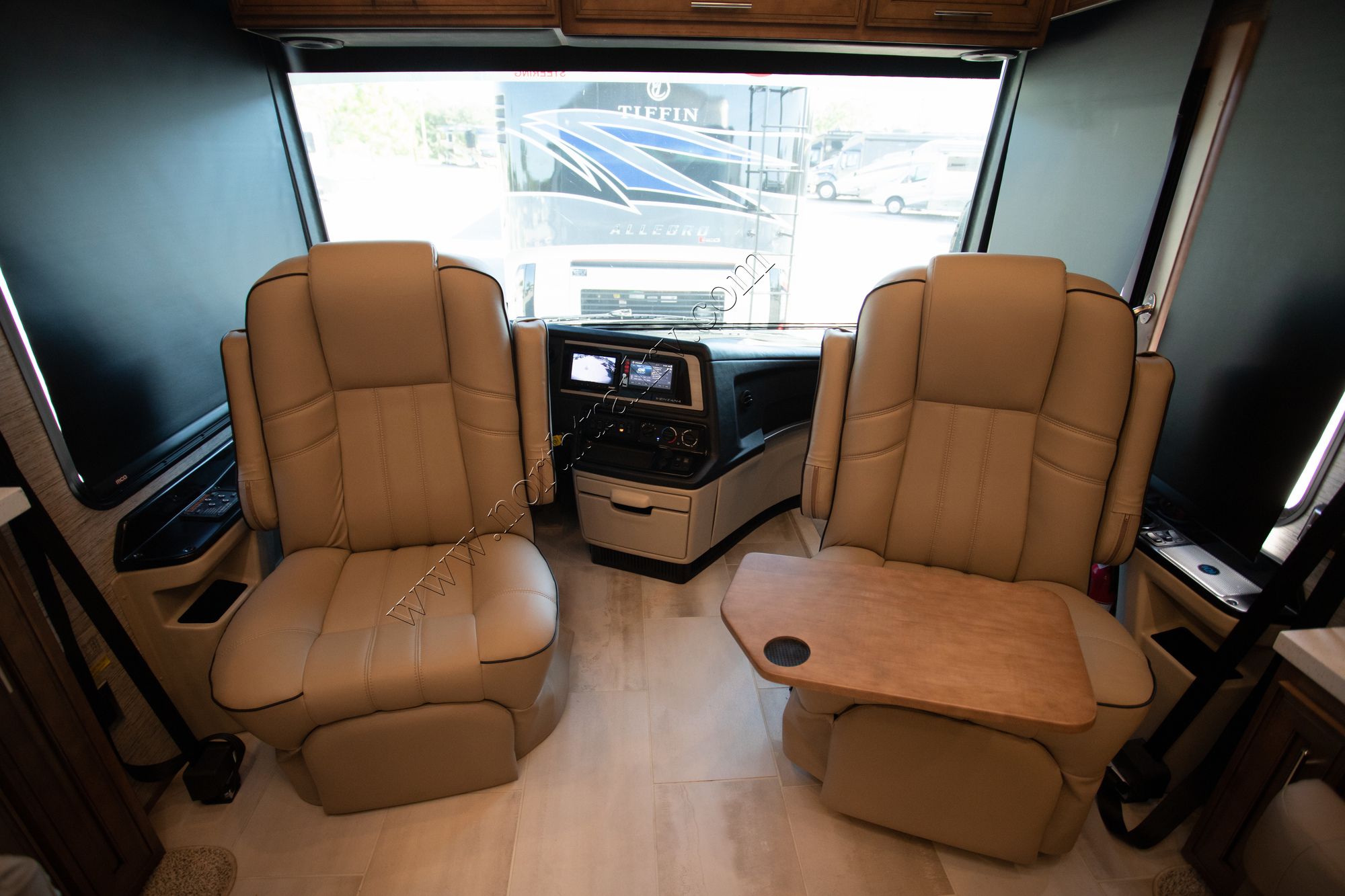 New 2022 Newmar Ventana 3407 Class A  For Sale