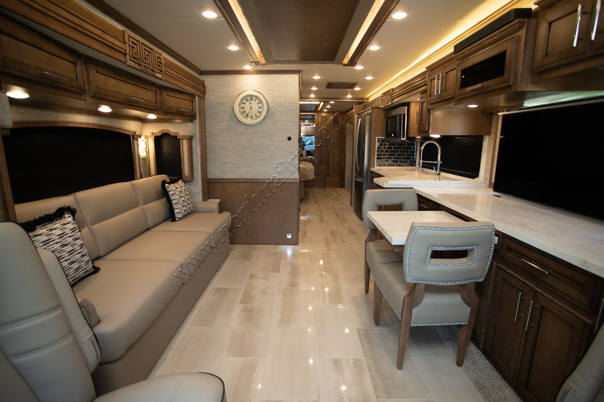 New 2022 Newmar Ventana 3407 Class A  For Sale