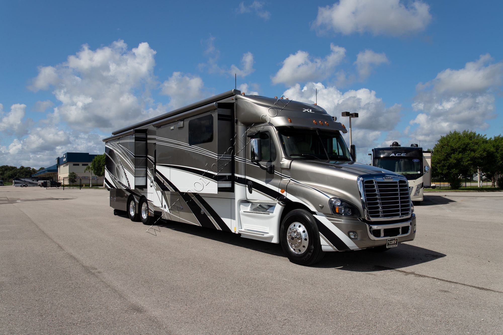 Used 2019 Renegade Rv Renegade Xl 45QS Super C  For Sale