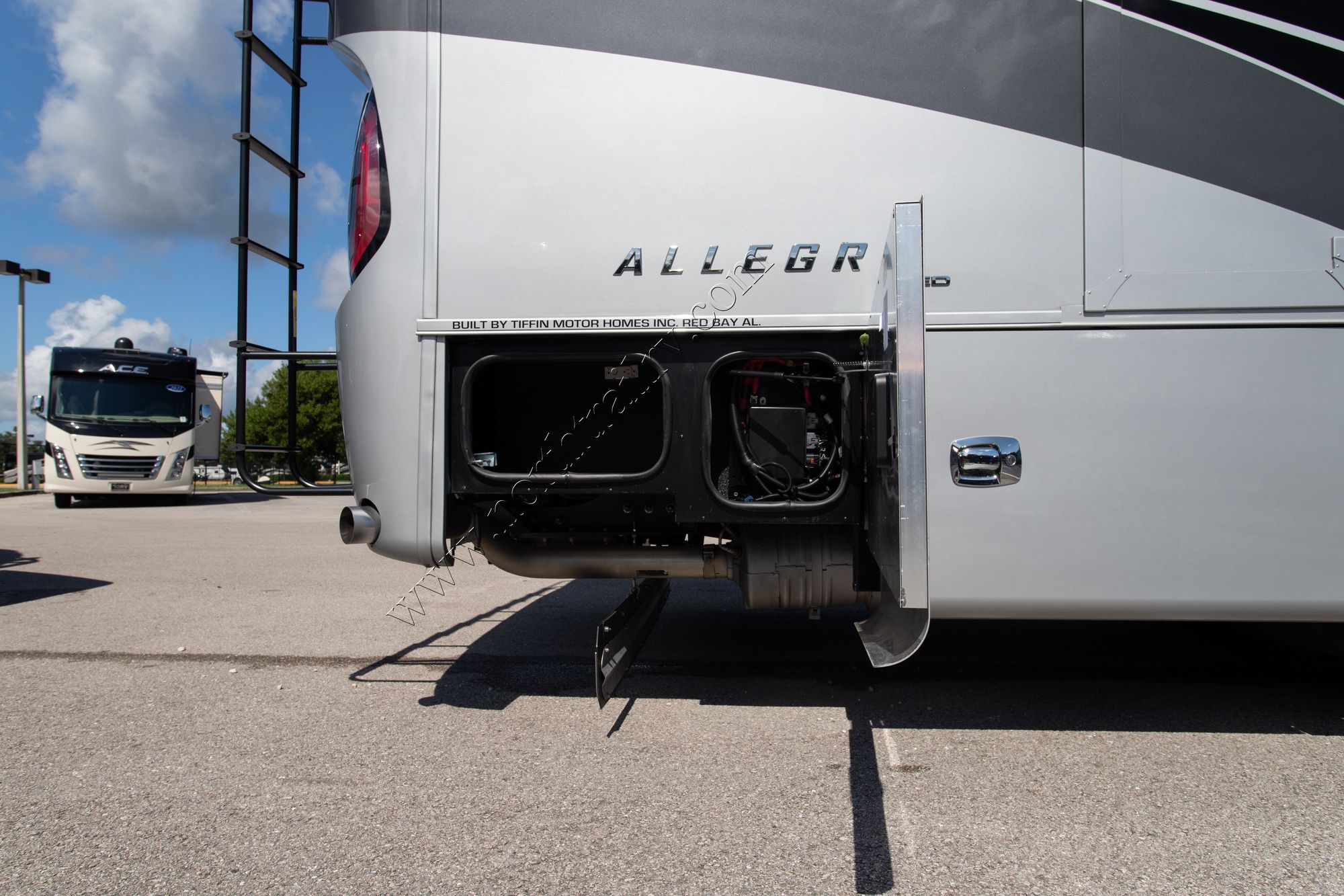 New 2021 Tiffin Motor Homes Allegro Red 38KA Class A  For Sale