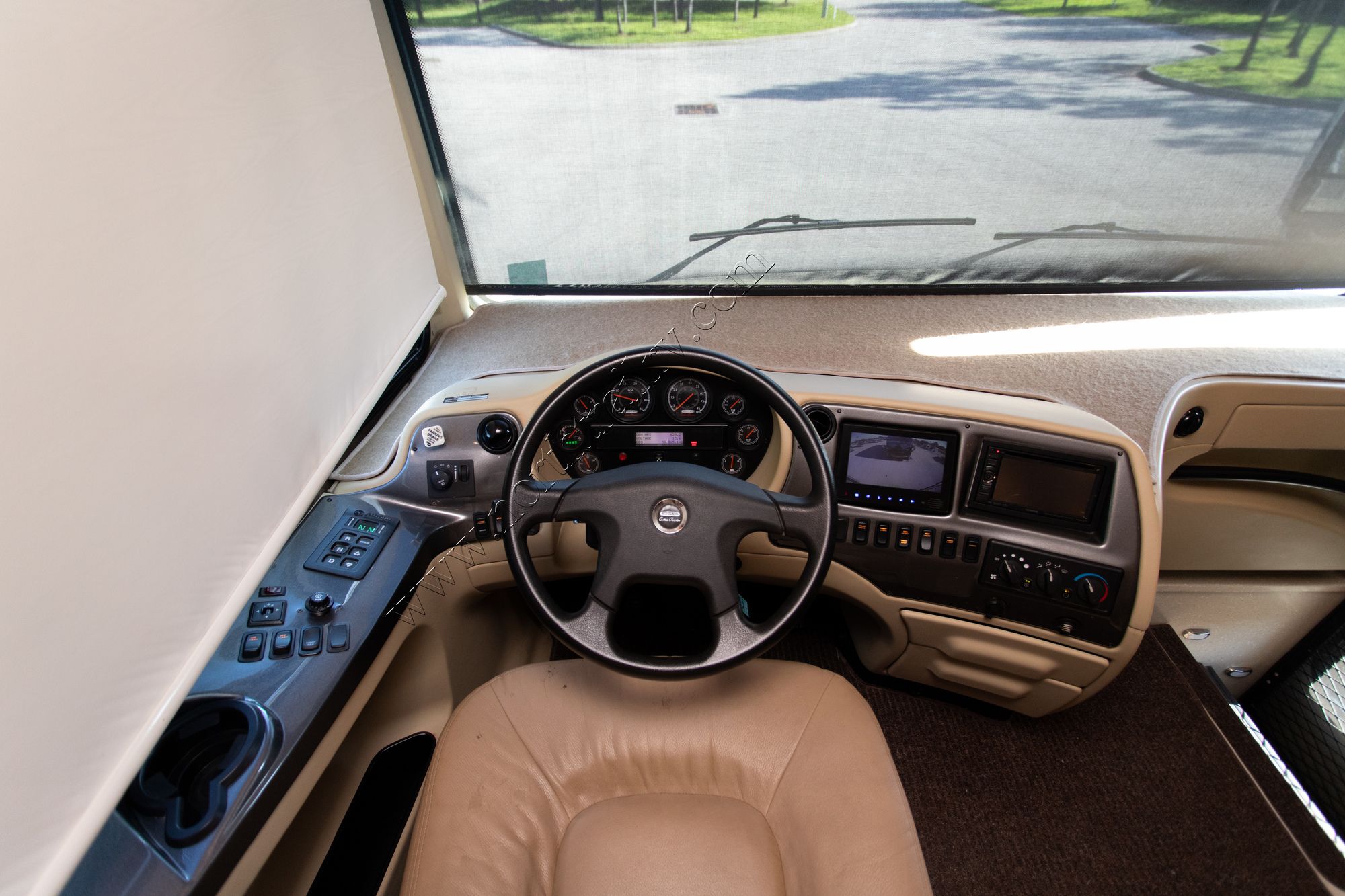 Used 2014 Tiffin Motor Homes Phaeton 36GH Class A  For Sale