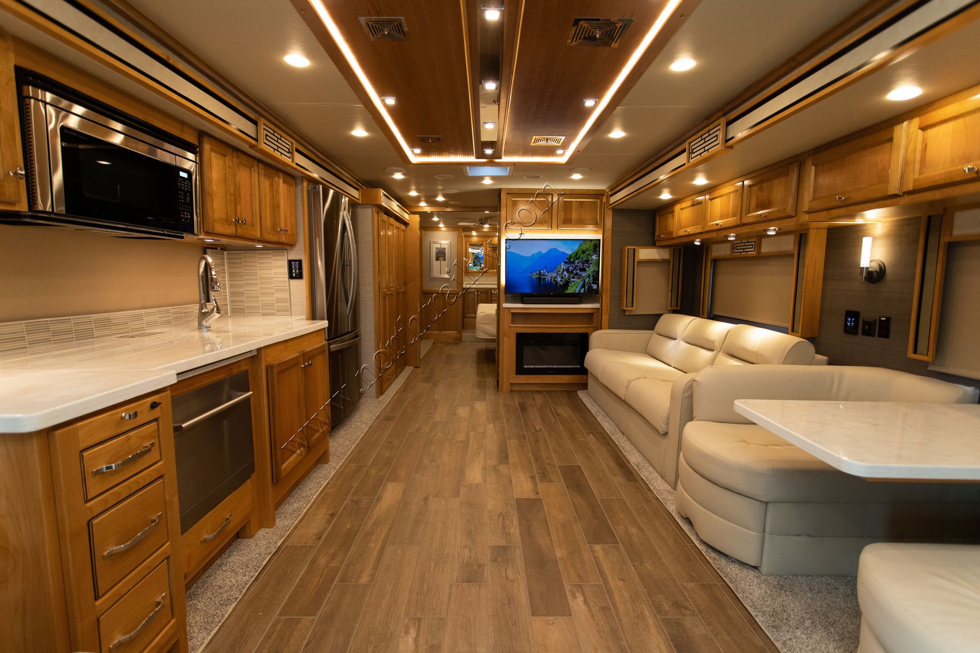 New 2021 Tiffin Motor Homes Allegro Red 38KA Class A  For Sale