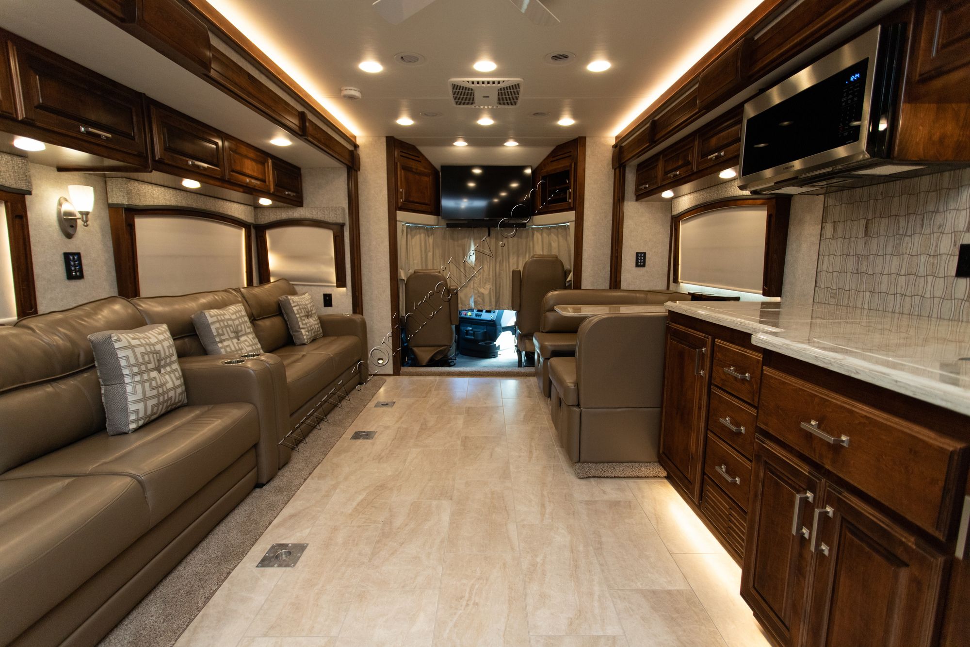 New 2022 Renegade Rv Classic 45CMR Super C  For Sale