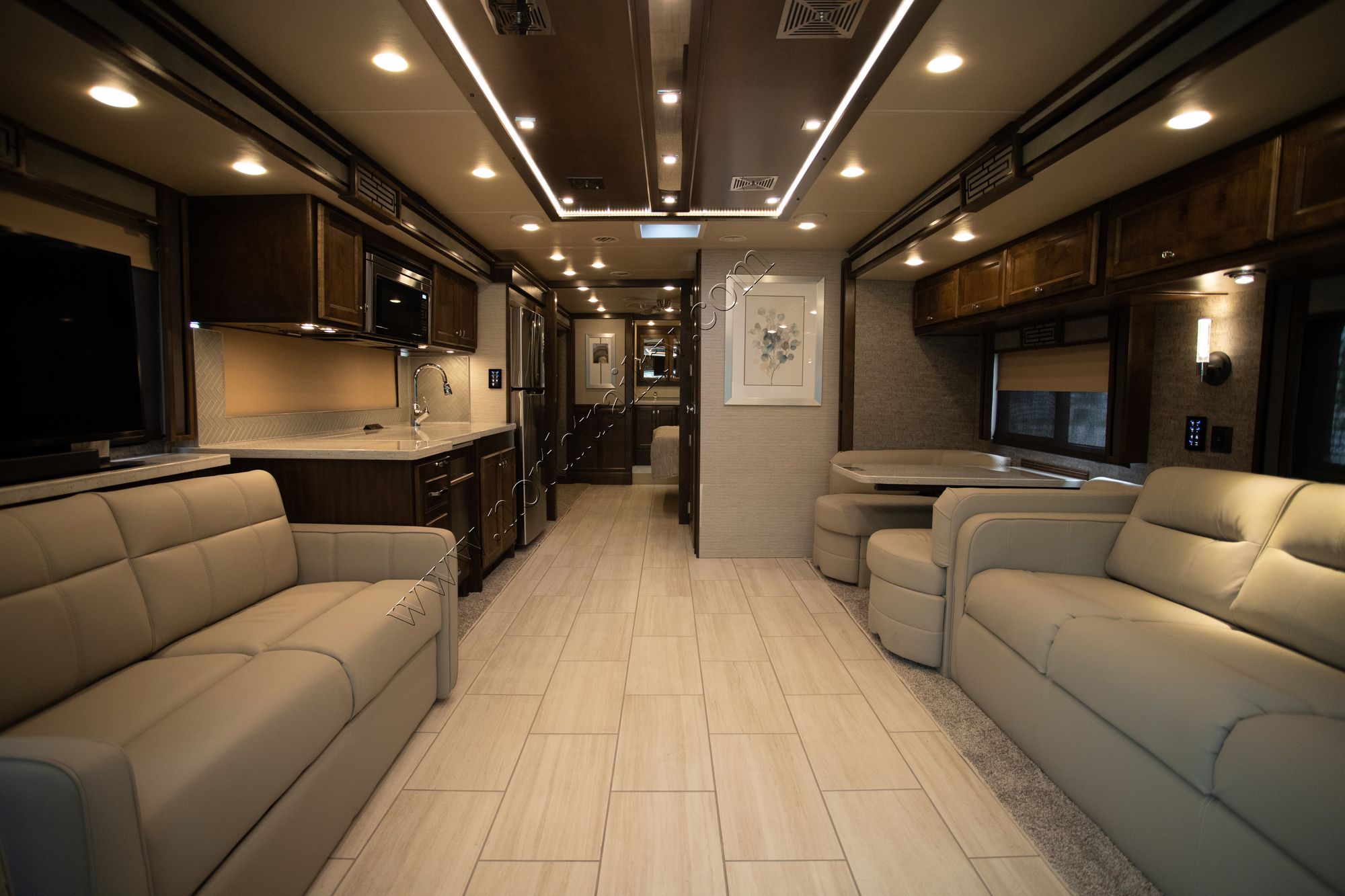 New 2021 Tiffin Motor Homes Allegro Red 37BA Class A  For Sale