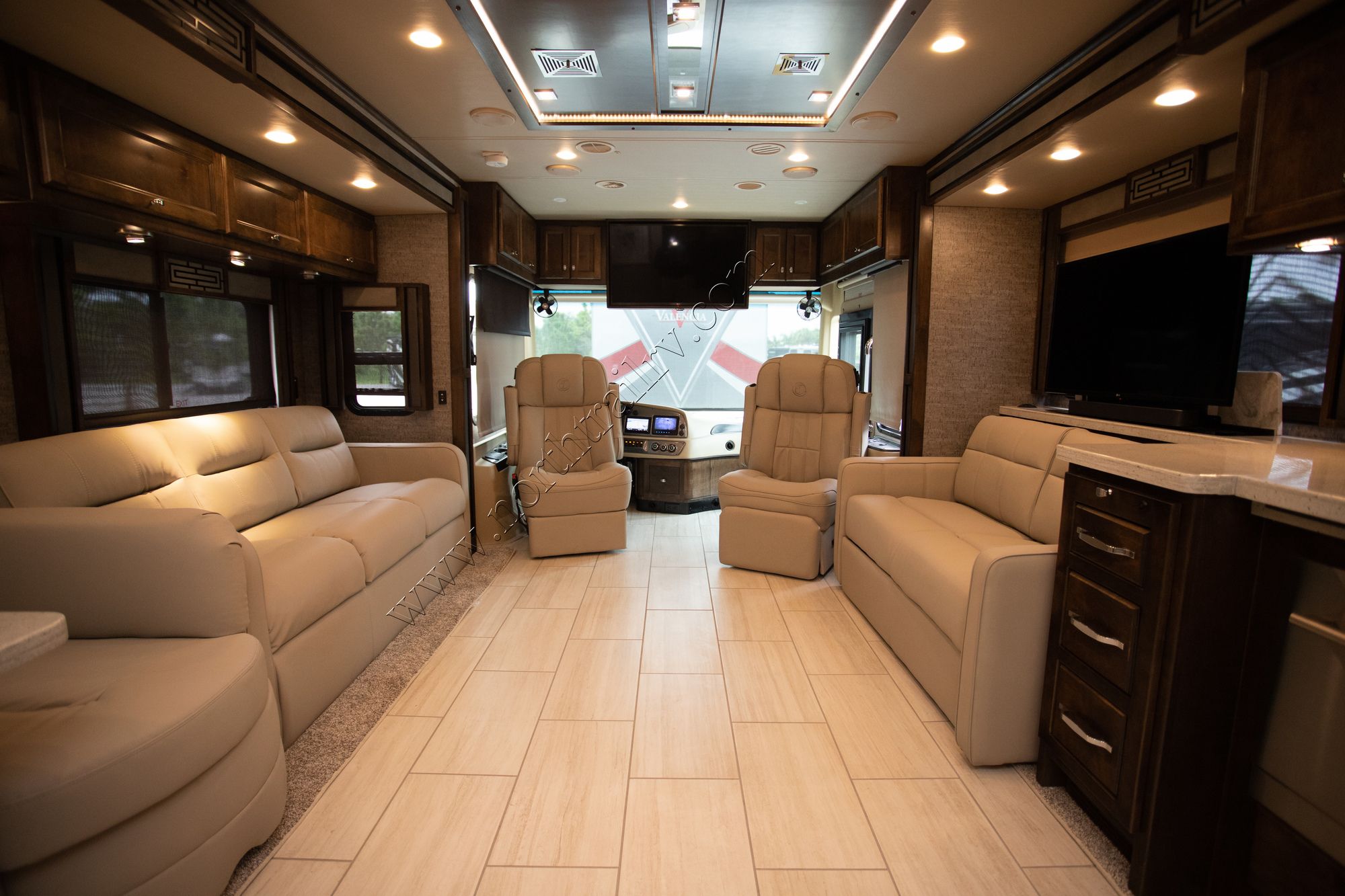 New 2021 Tiffin Motor Homes Allegro Red 37BA Class A  For Sale