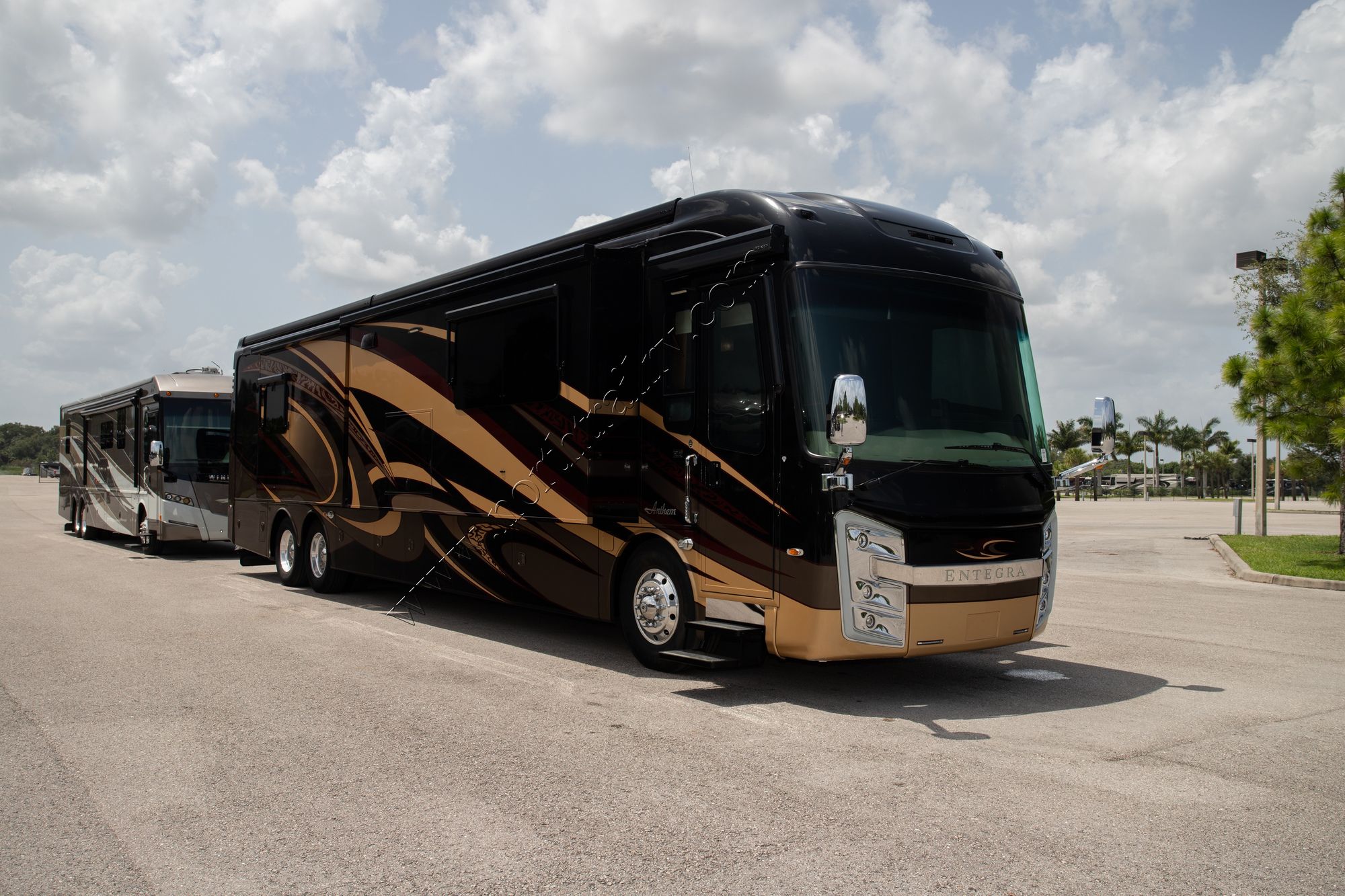 Used 2016 Entegra Anthem 44B Class A  For Sale