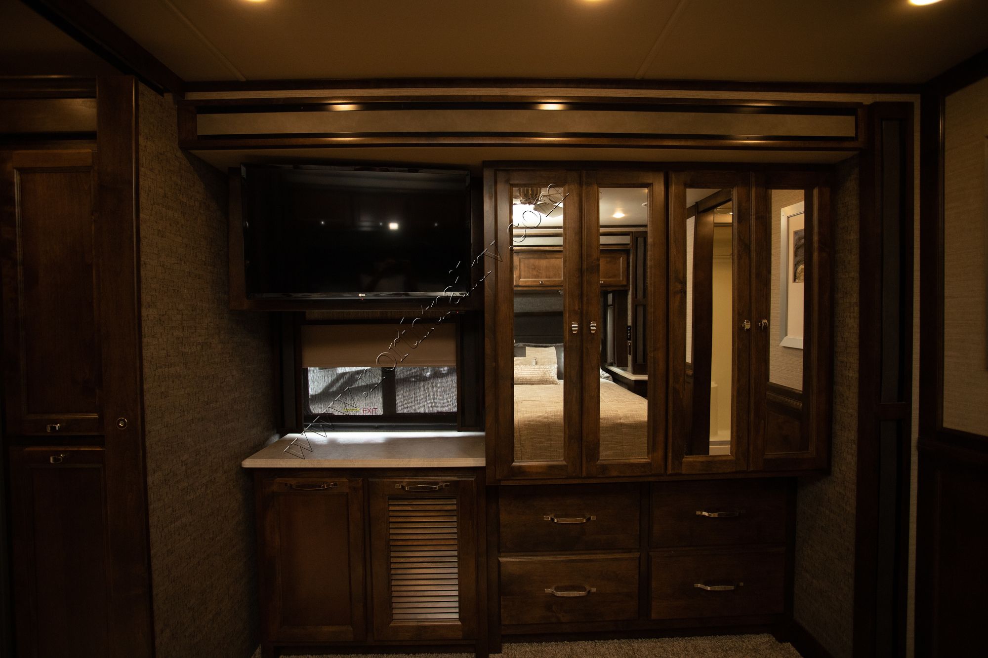 New 2021 Tiffin Motor Homes Allegro Red 37BA Class A  For Sale