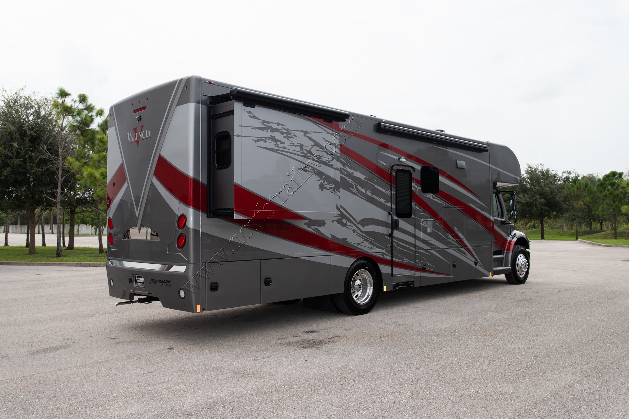 New 2022 Renegade Rv Valencia 35MB Super C  For Sale