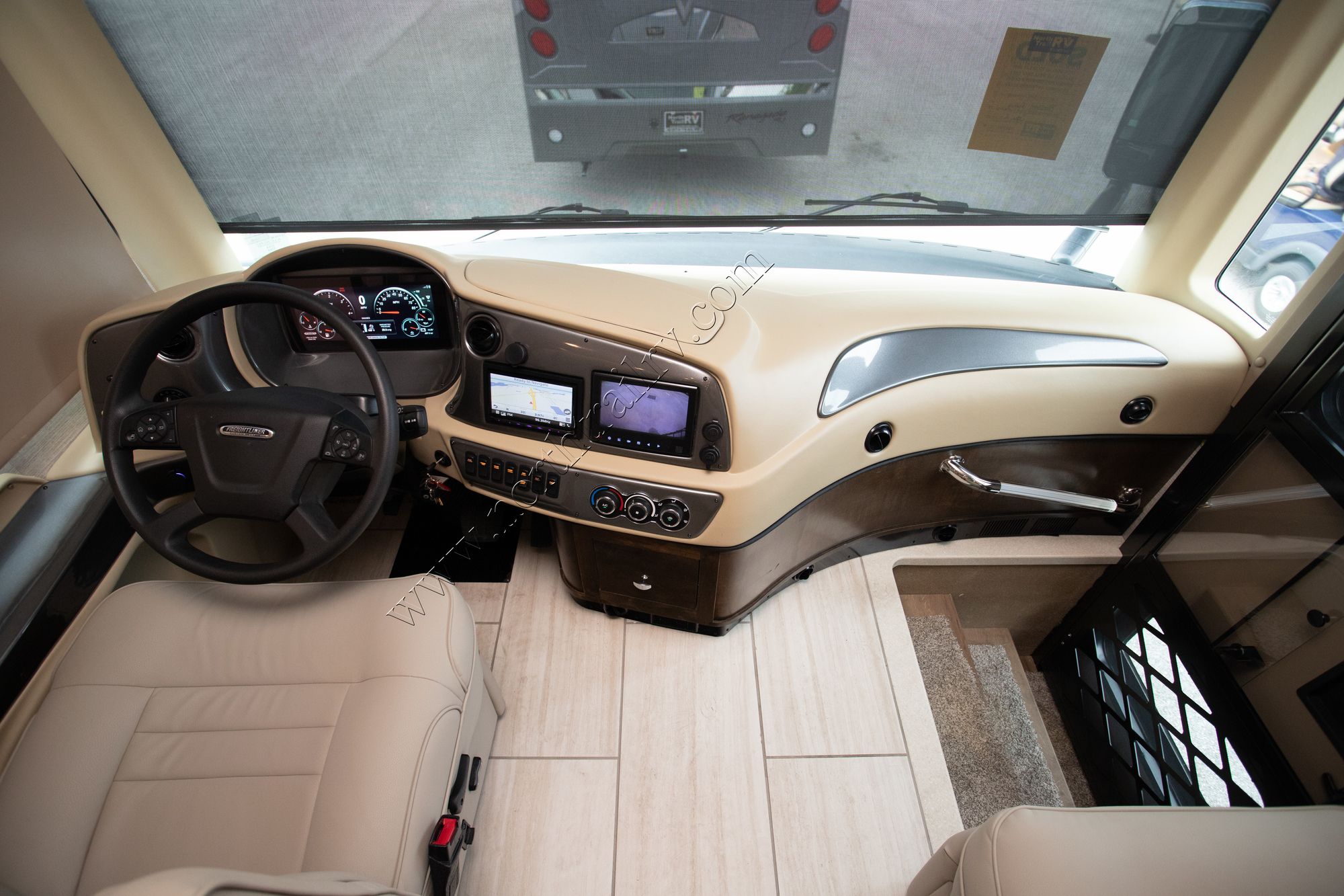 New 2021 Tiffin Motor Homes Allegro Red 37BA Class A  For Sale