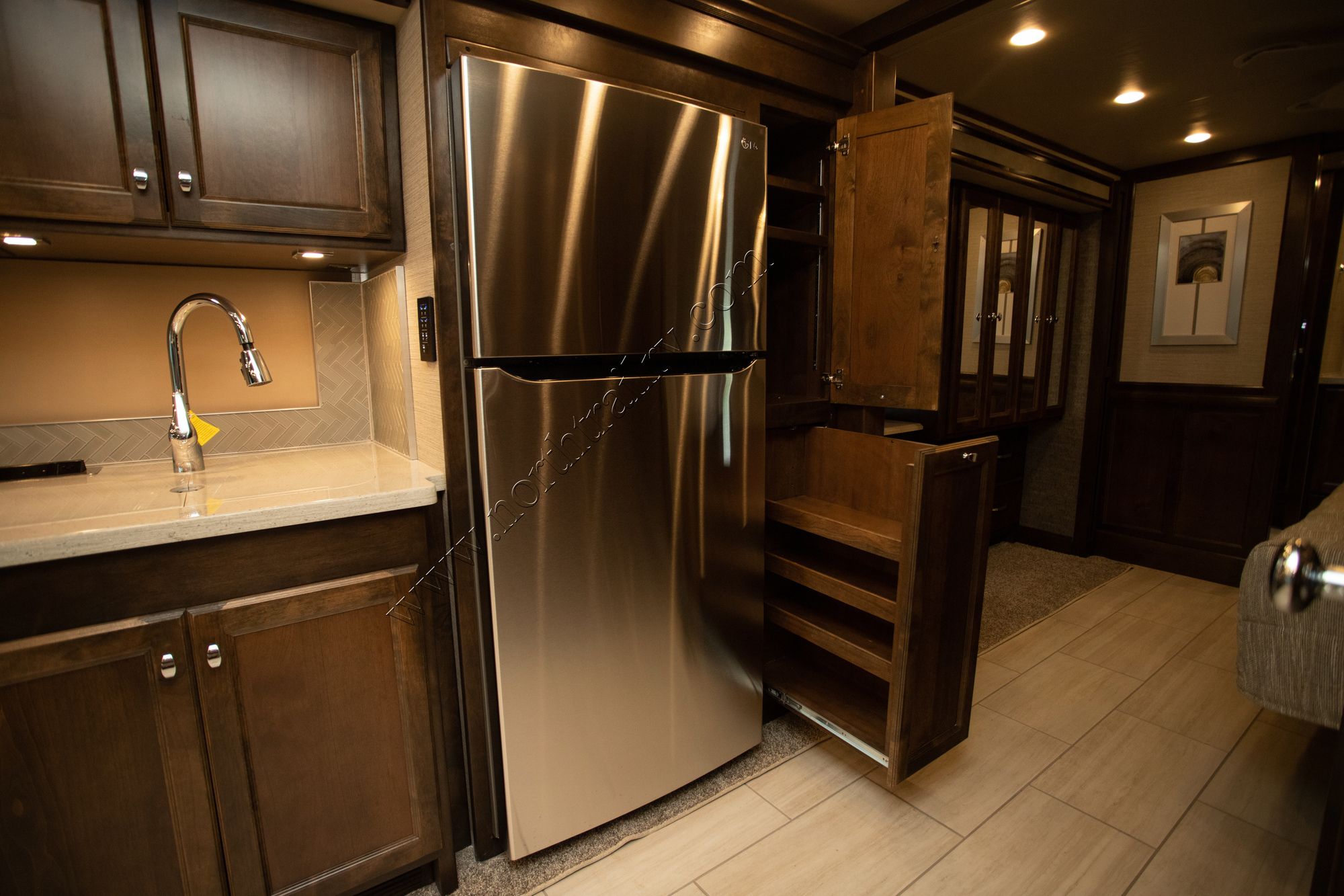 New 2021 Tiffin Motor Homes Allegro Red 37BA Class A  For Sale