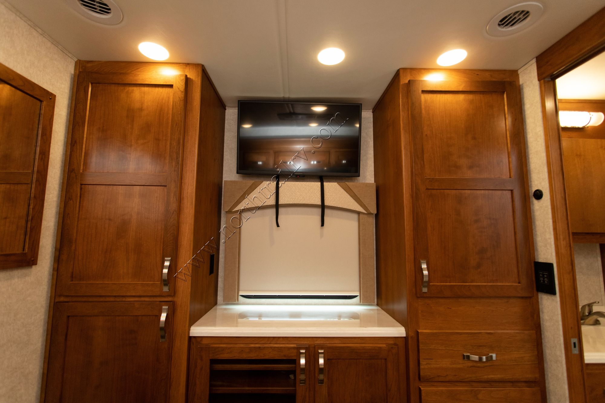 New 2022 Renegade Rv Valencia 35MB Super C  For Sale