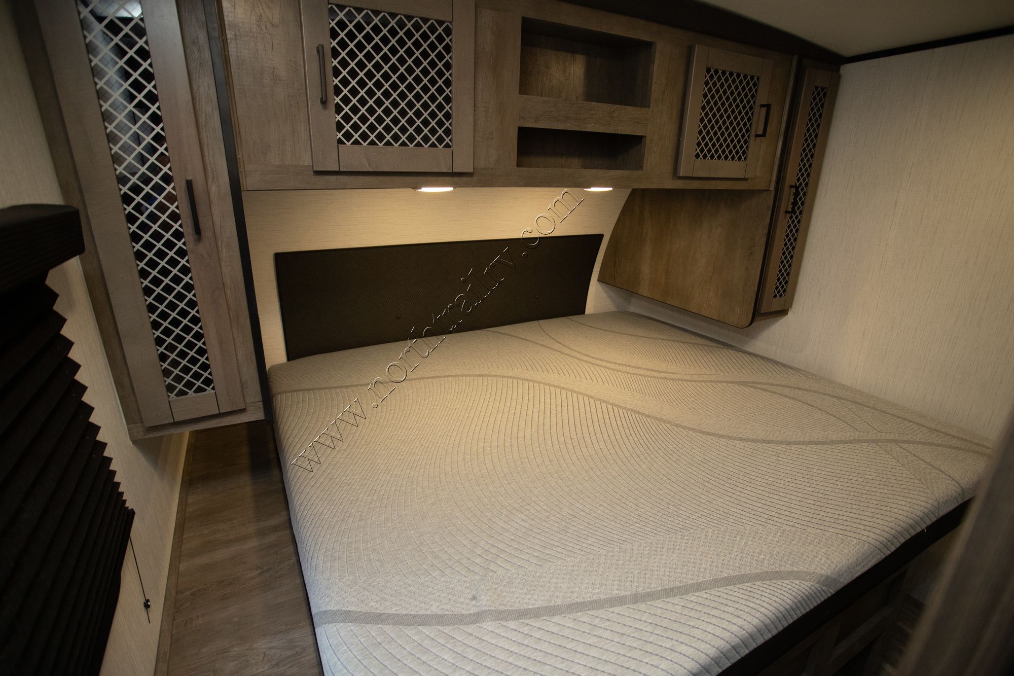 New 2022 Heartland Rv North Trail 24BHS Travel Trailer  For Sale