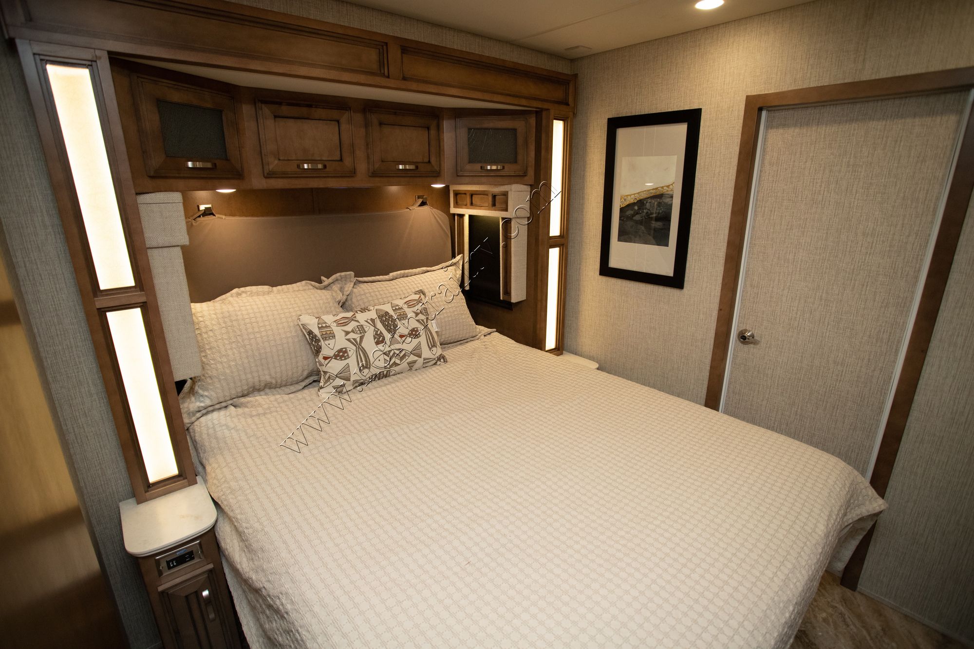 New 2022 Newmar Canyon Star 3927 Class A  For Sale