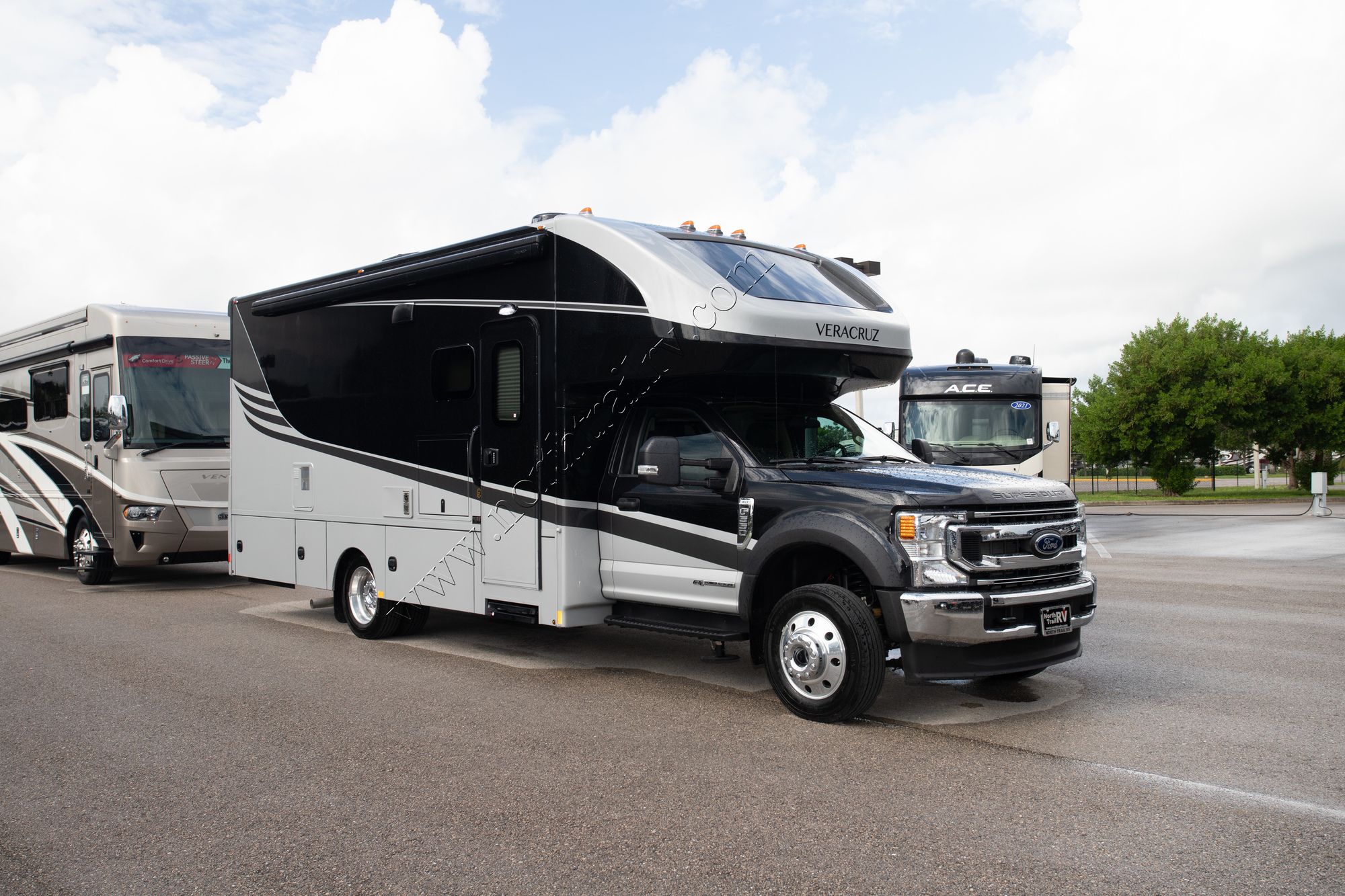 New 2022 Renegade Rv Veracruz 30VRM Class C  For Sale