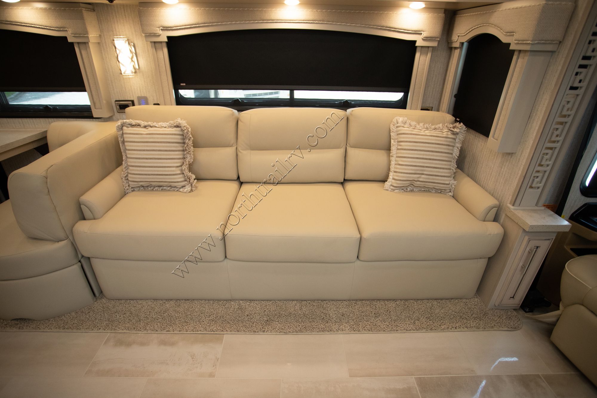 New 2022 Newmar Ventana 4369 Class A  For Sale