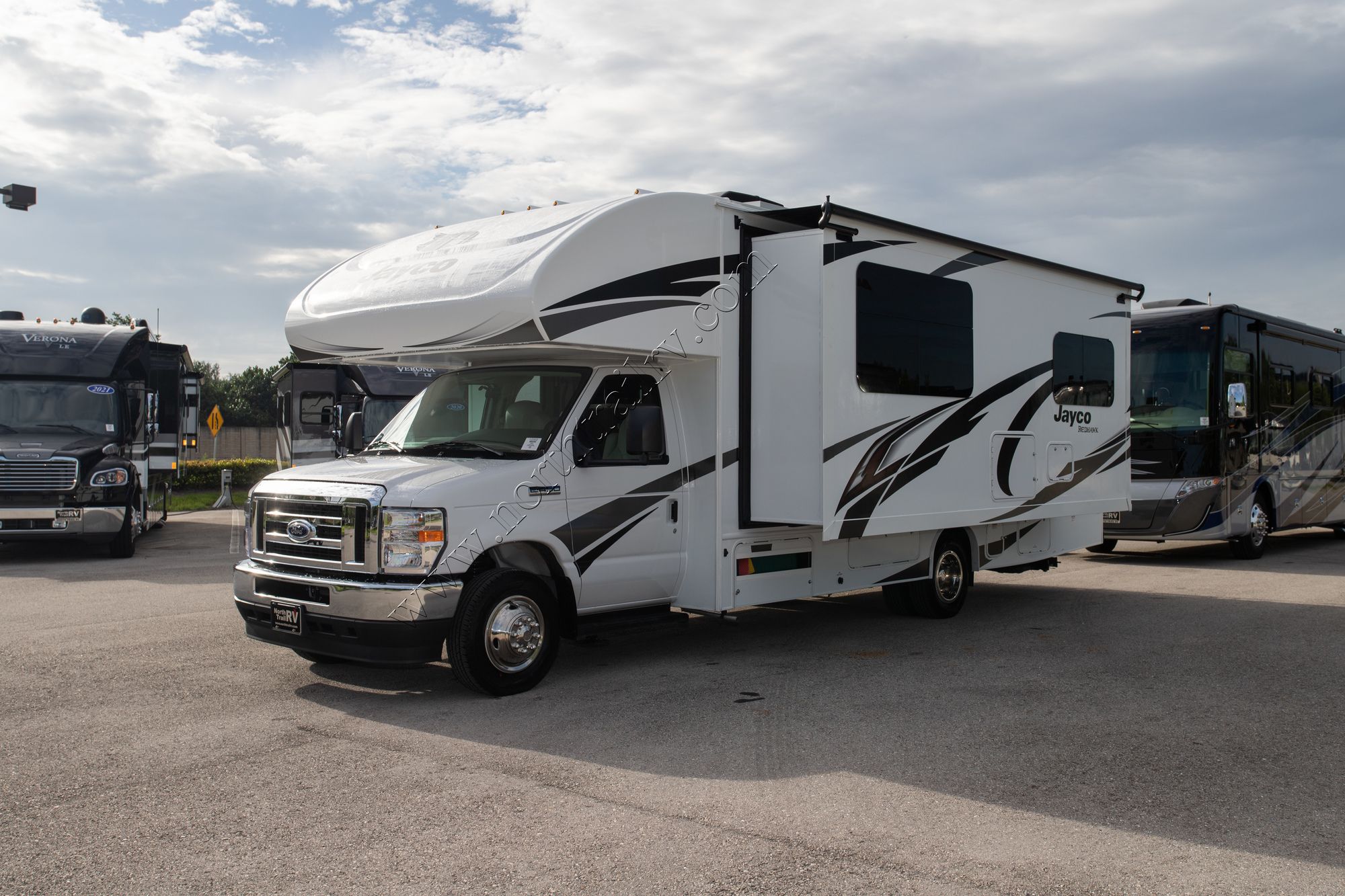 New 2022 Jayco Redhawk 26M Class C  For Sale