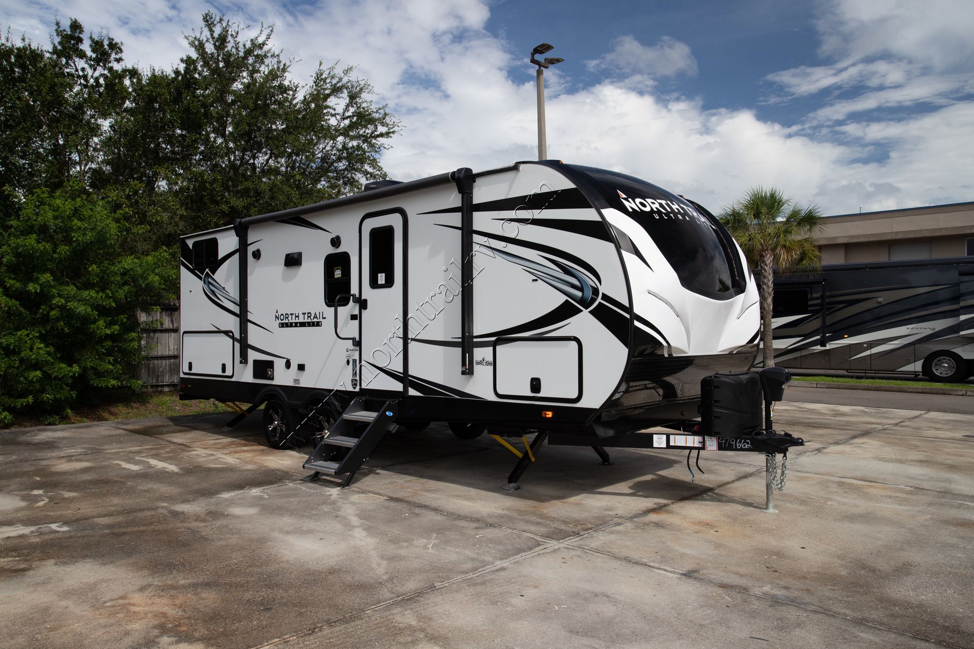 New 2022 Heartland Rv North Trail 24BHS Travel Trailer  For Sale