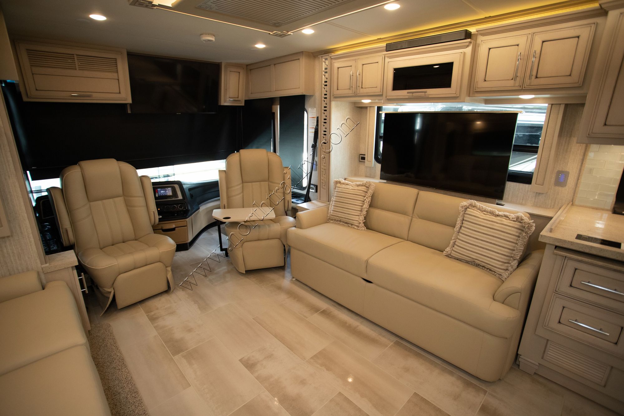 New 2022 Newmar Ventana 4369 Class A  For Sale