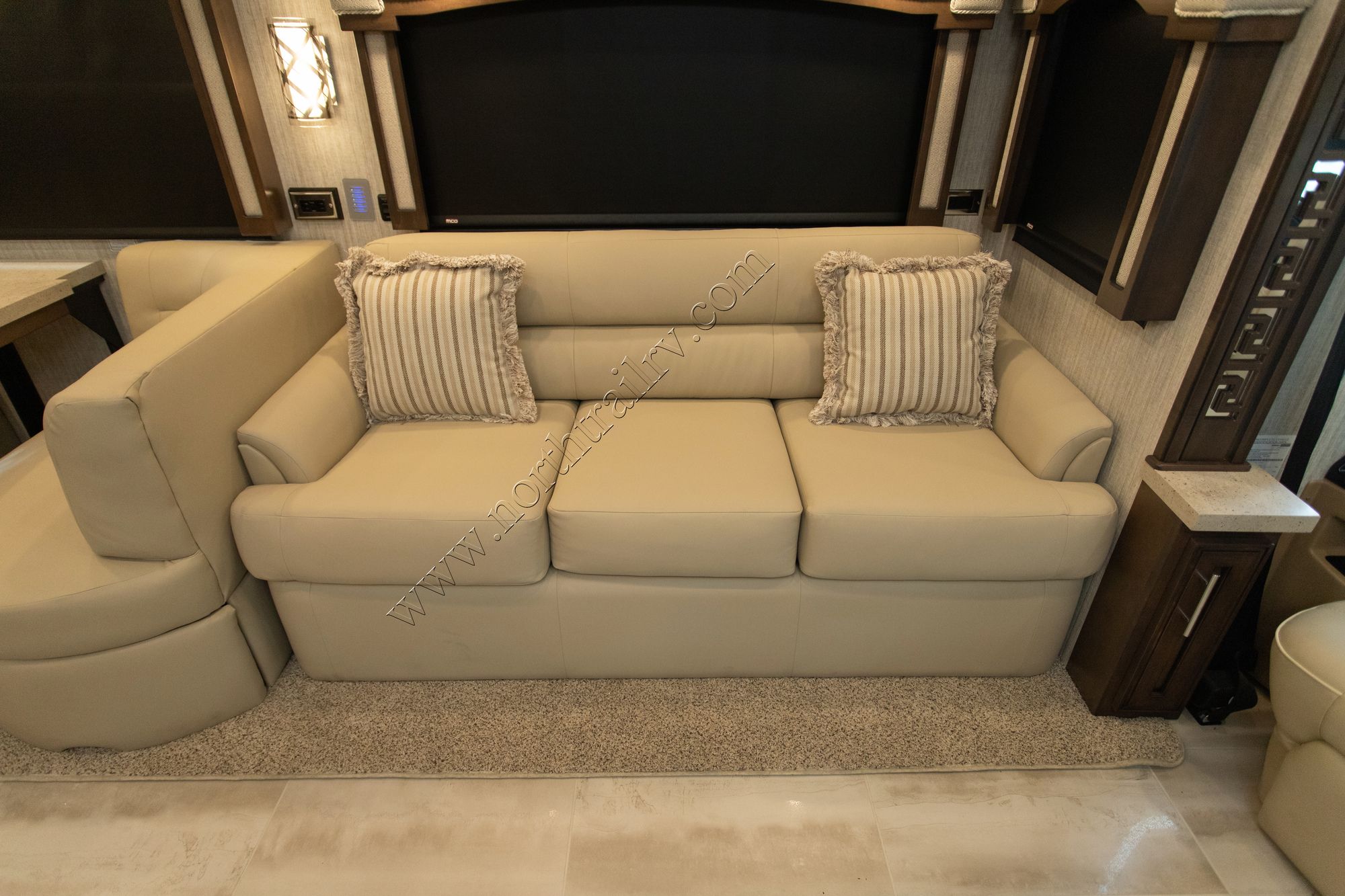 New 2022 Newmar Ventana 3709 Class A  For Sale