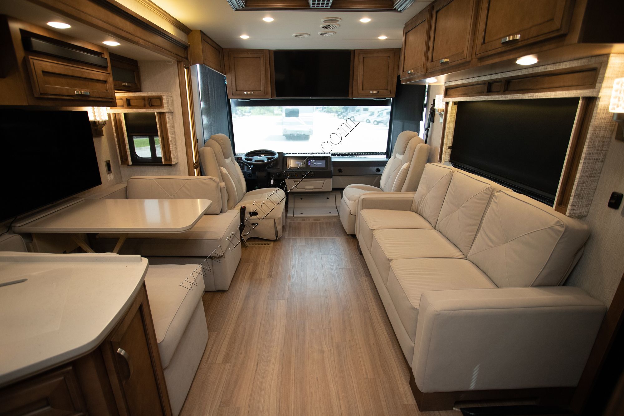 New 2022 Newmar Canyon Star 3927 Class A  For Sale