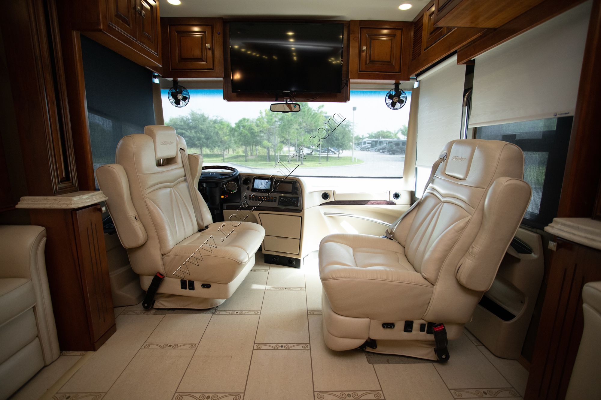 Used 2013 Tiffin Motor Homes Zephyr 45TZ Class A  For Sale