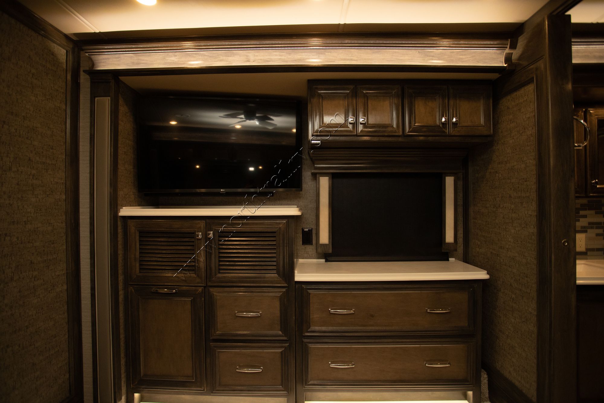 New 2022 Tiffin Motor Homes Phaeton 40IH Class A  For Sale