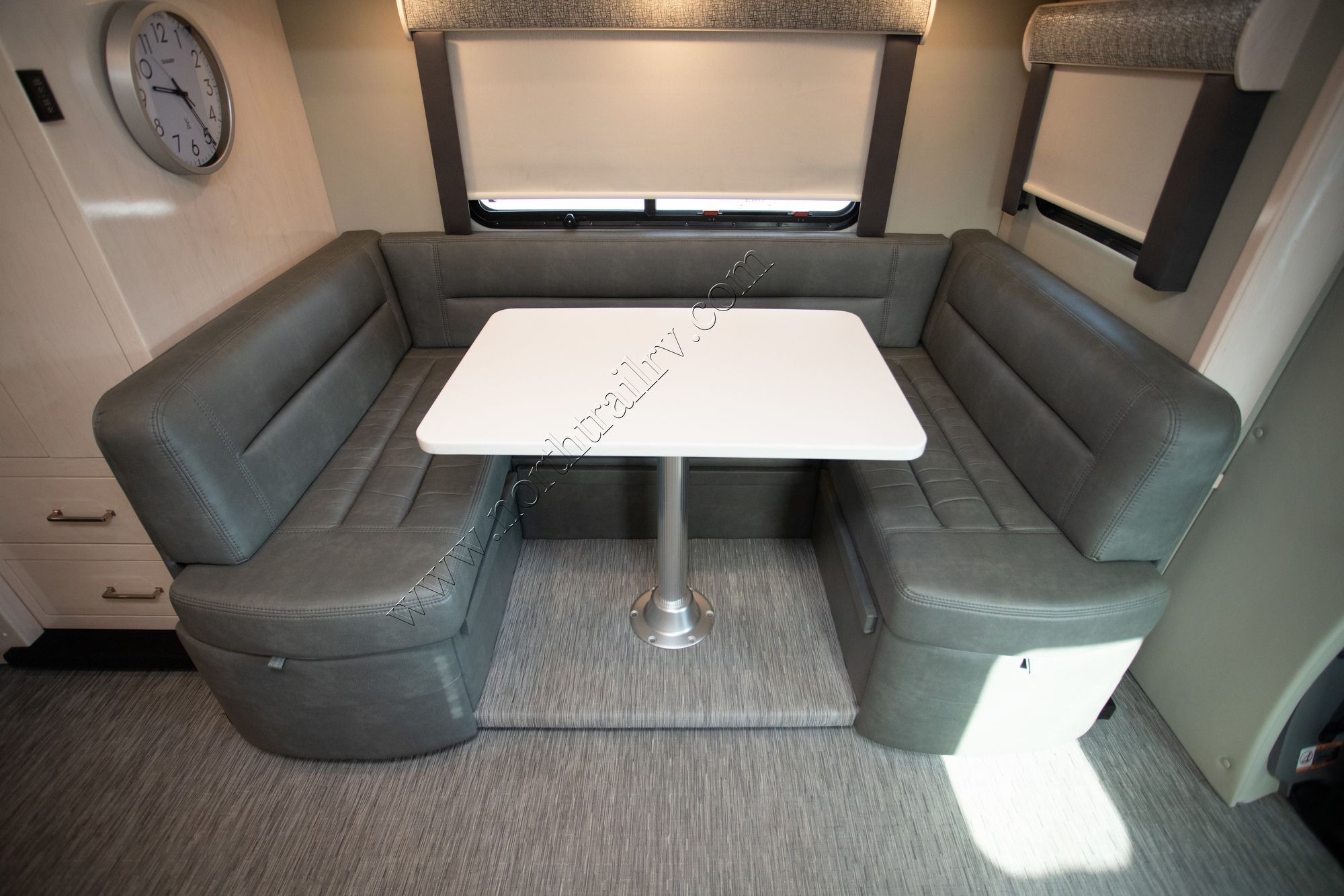Used 2020 Renegade Rv Vienna 25FW Class C  For Sale