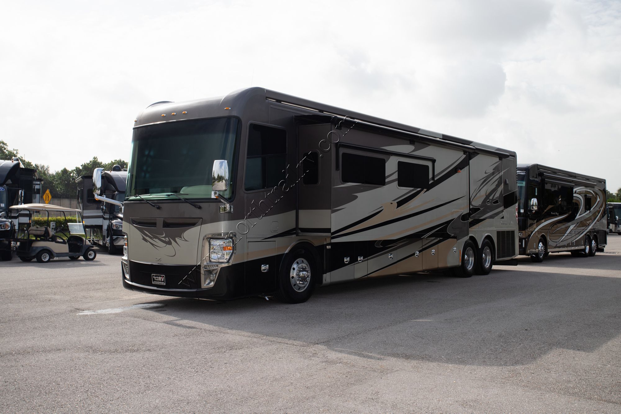 Used 2013 Tiffin Motor Homes Zephyr 45TZ Class A  For Sale