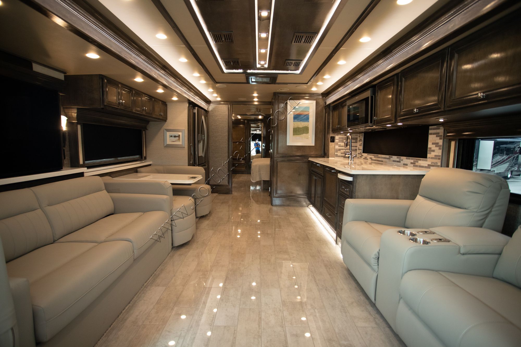 New 2022 Tiffin Motor Homes Phaeton 40IH Class A  For Sale