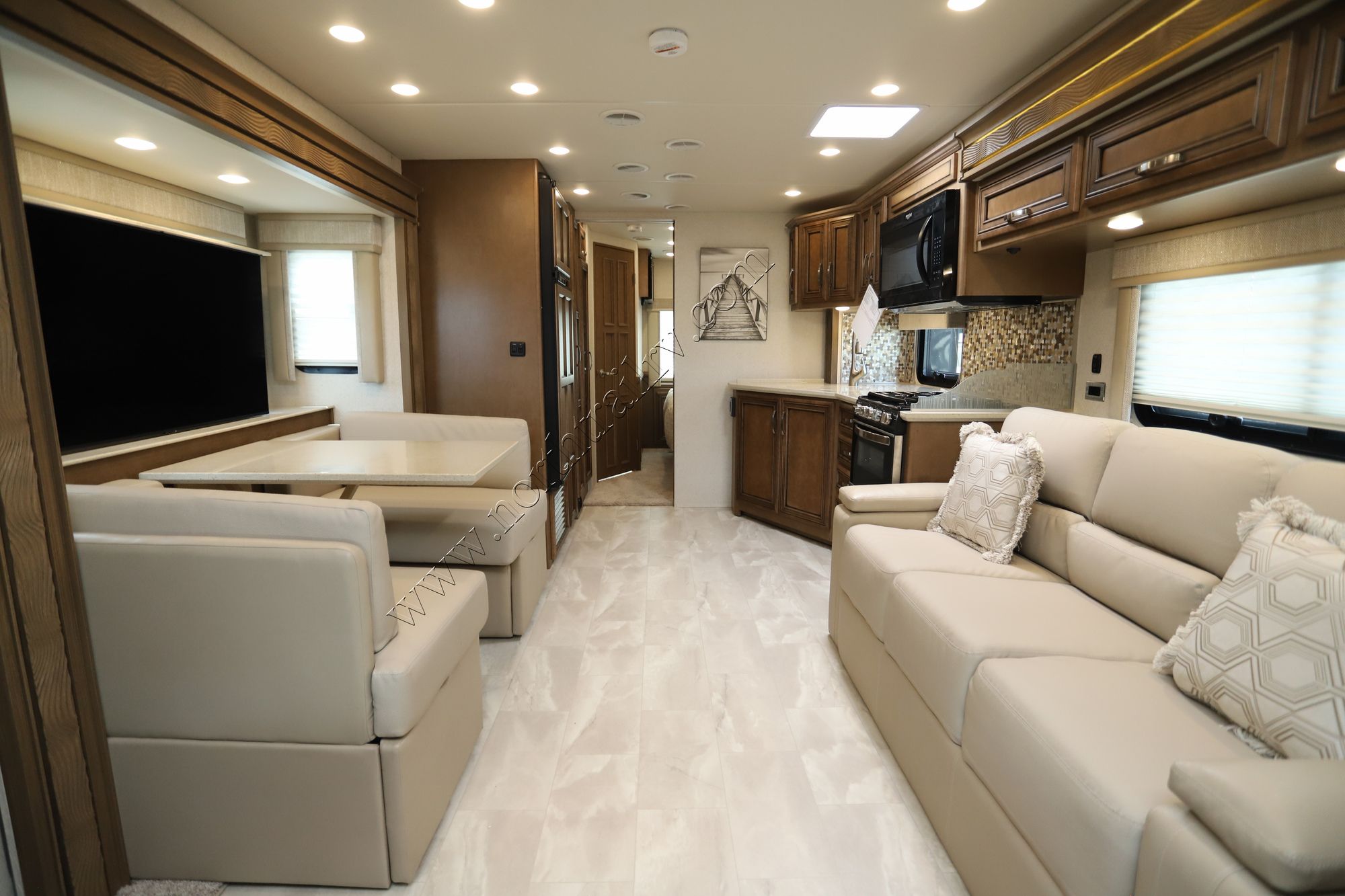 New 2022 Newmar Bay Star Sport 2905 Class A  For Sale