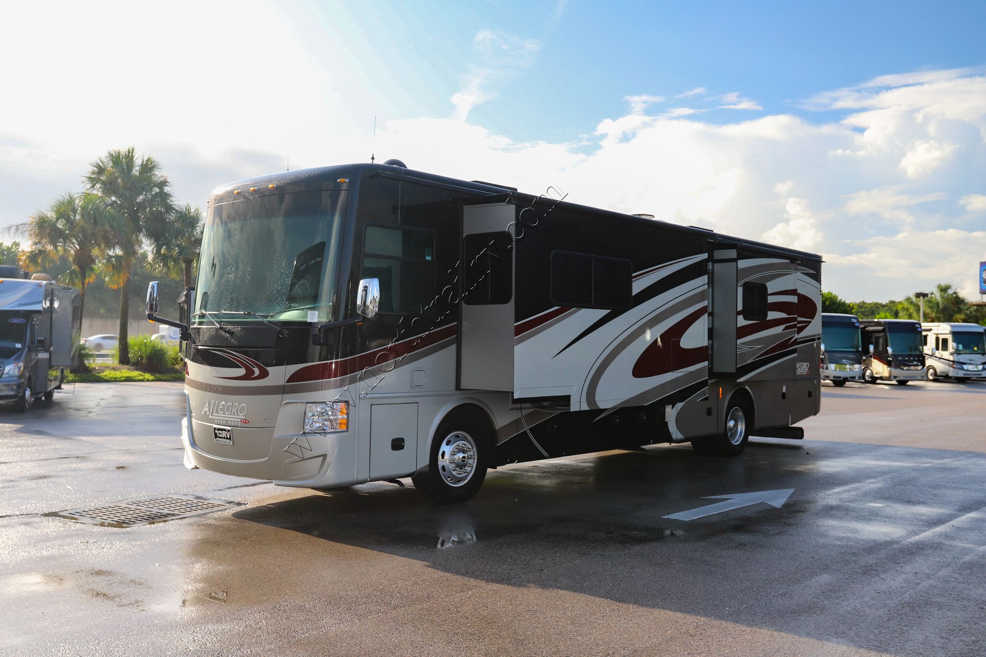 Used 2017 Tiffin Motor Homes Allegro Red 38QRA Class A  For Sale