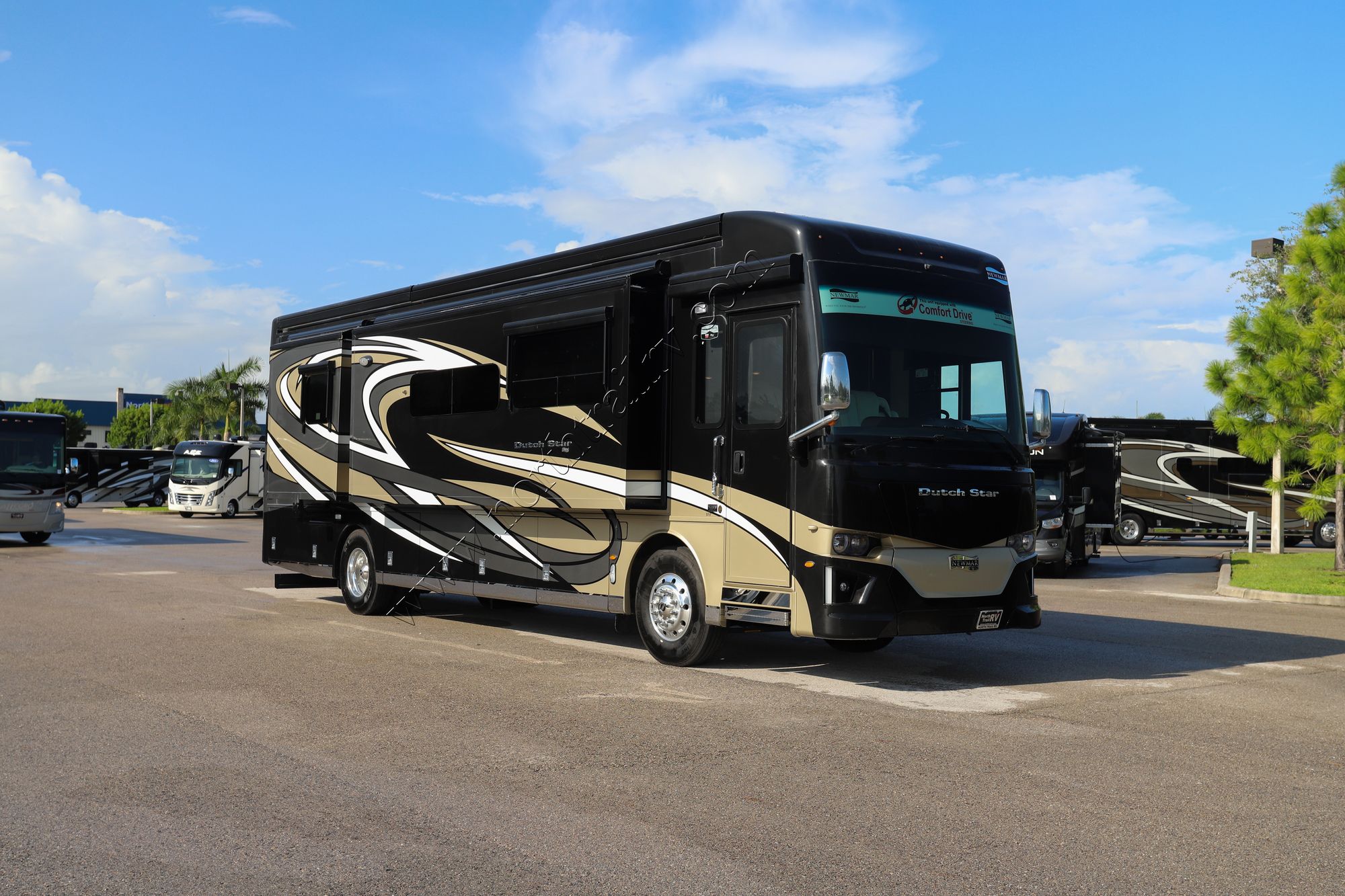New 2022 Newmar Dutch Star 3717 Class A  For Sale