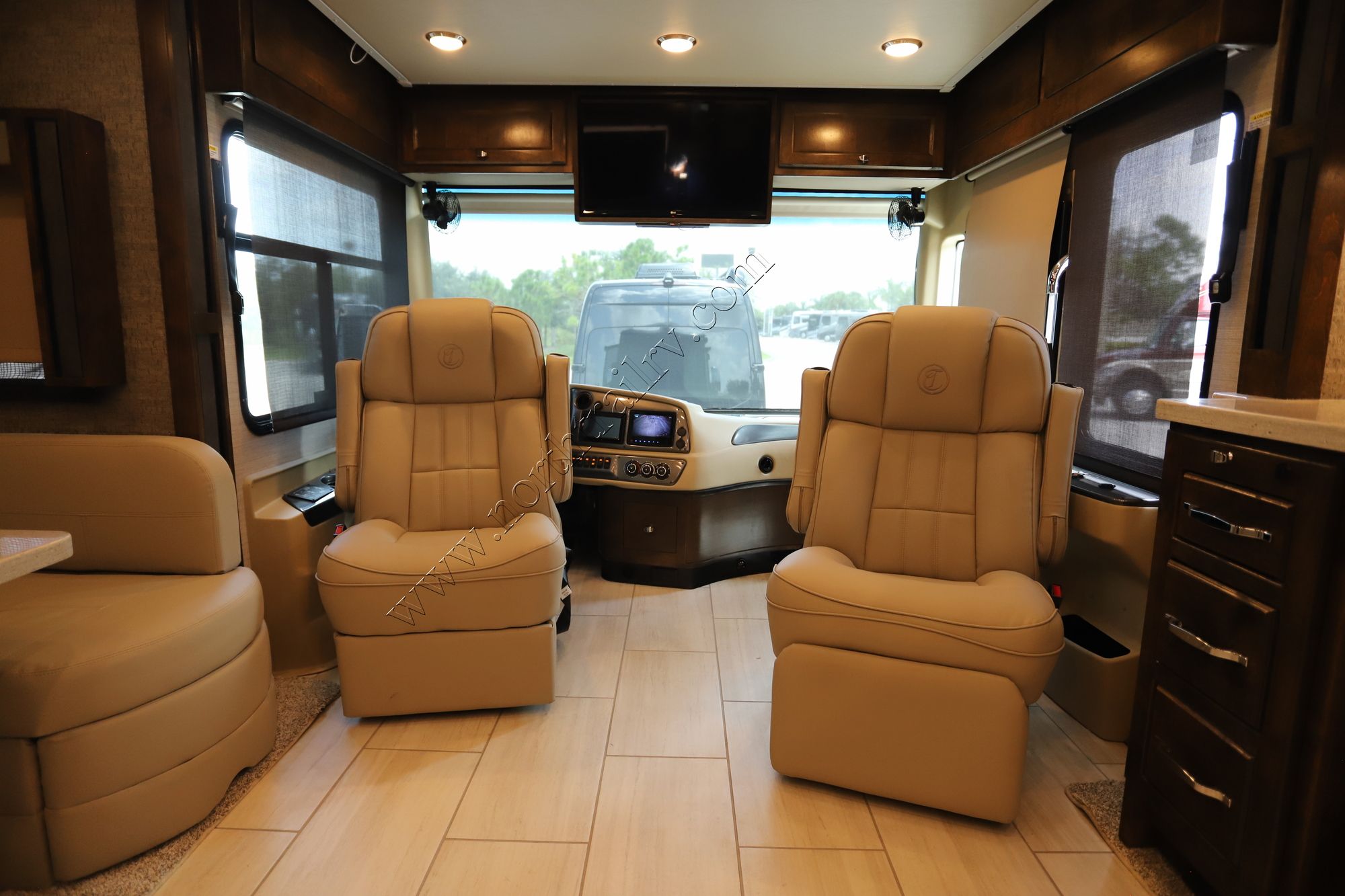 New 2021 Tiffin Motor Homes Allegro Red 38KA Class A  For Sale