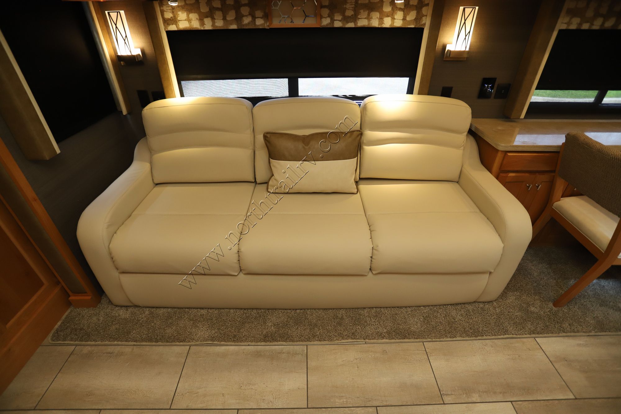 Used 2021 Tiffin Motor Homes Allegro 32SA Class A  For Sale