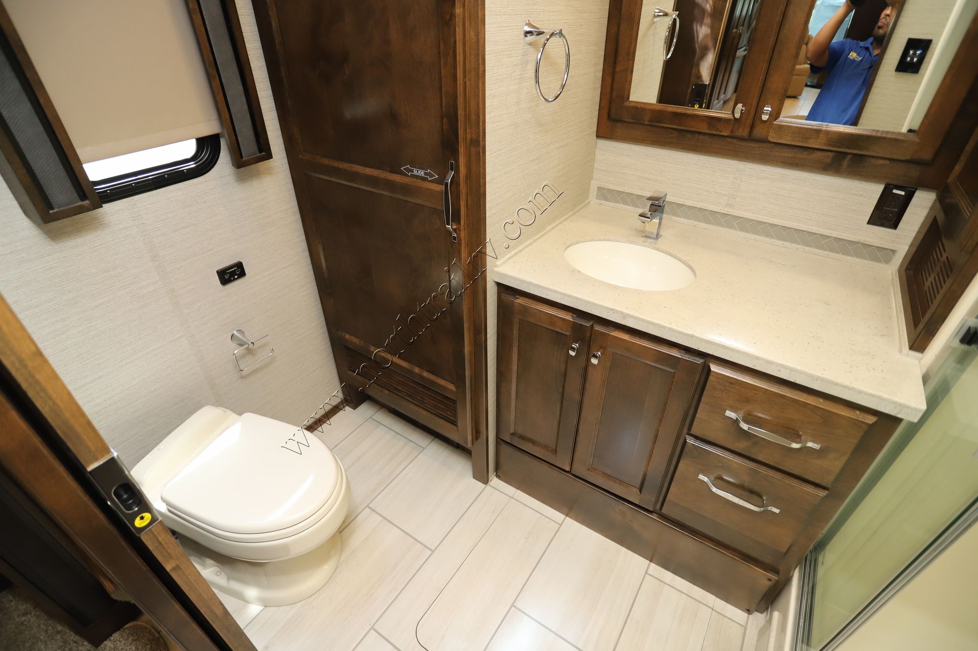 New 2021 Tiffin Motor Homes Allegro Red 38KA Class A  For Sale