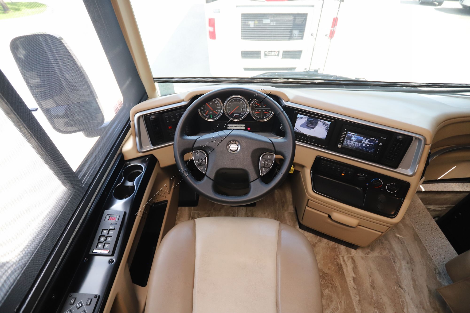 Used 2019 Newmar Ventana Le 3412 Class A  For Sale