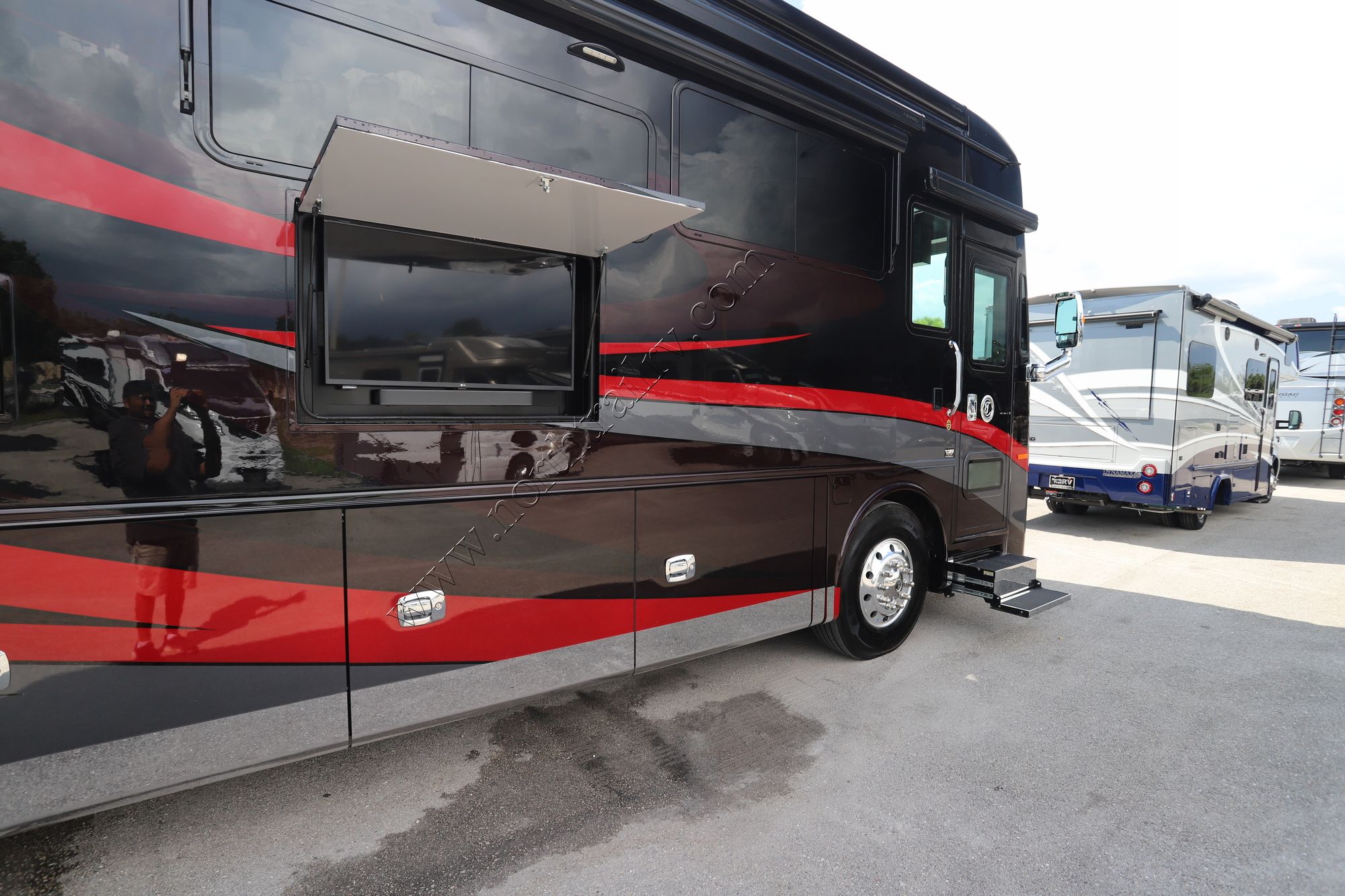 New 2022 Tiffin Motor Homes Allegro Bus 40IP Class A  For Sale