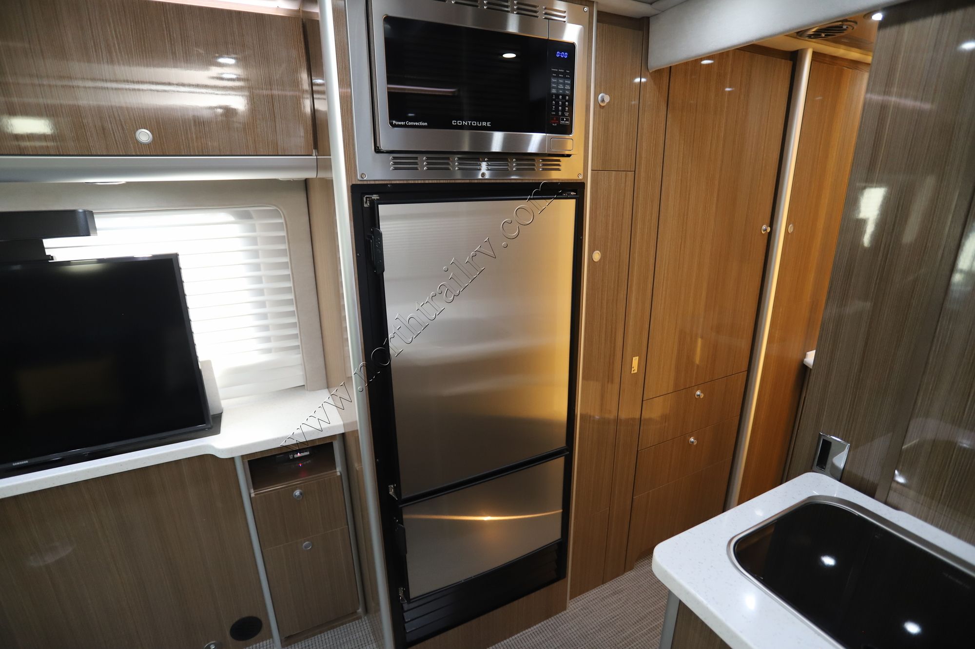 Used 2019 Airstream Atlas 25MB Class C  For Sale