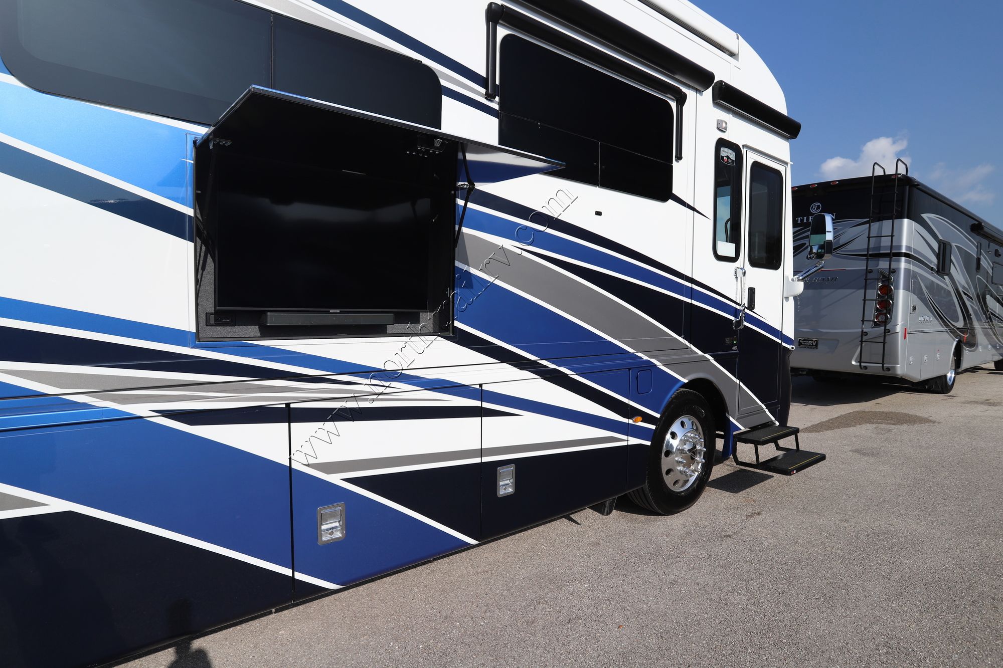 New 2022 Newmar Ventana 4037 Class A  For Sale